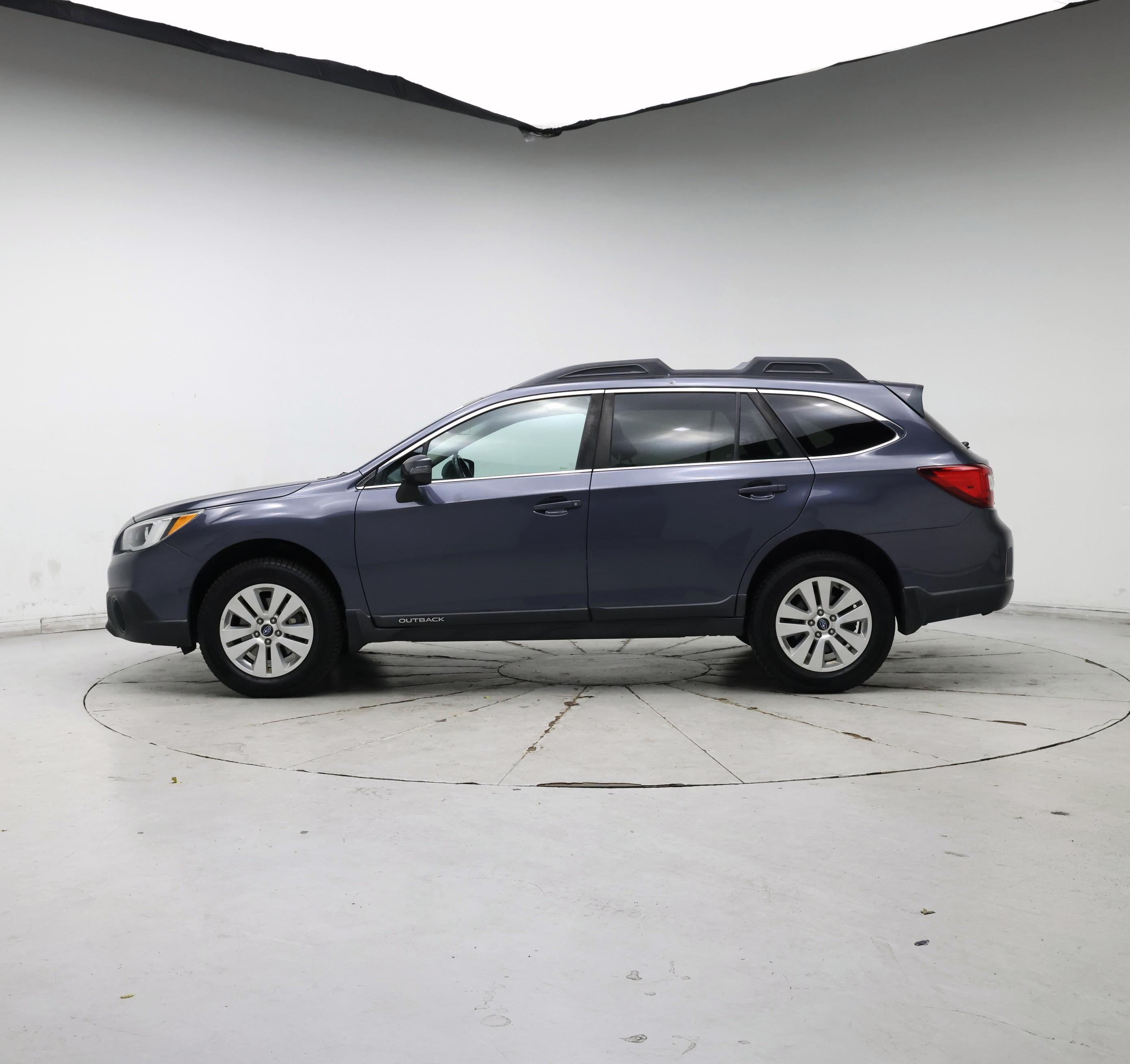 Thumbnail: 2017 Subaru Outback - 3