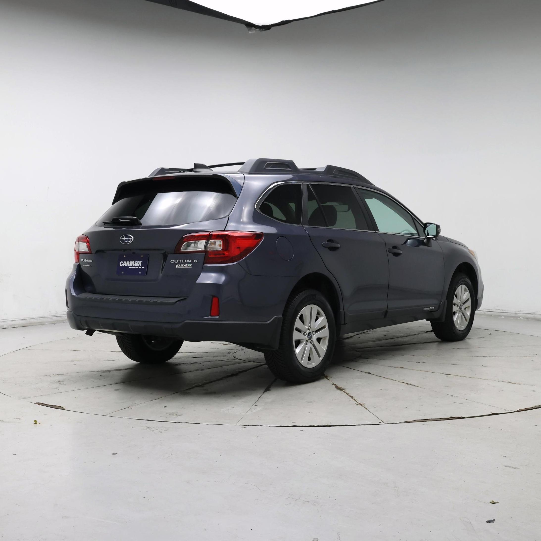 Thumbnail: 2017 Subaru Outback - 8