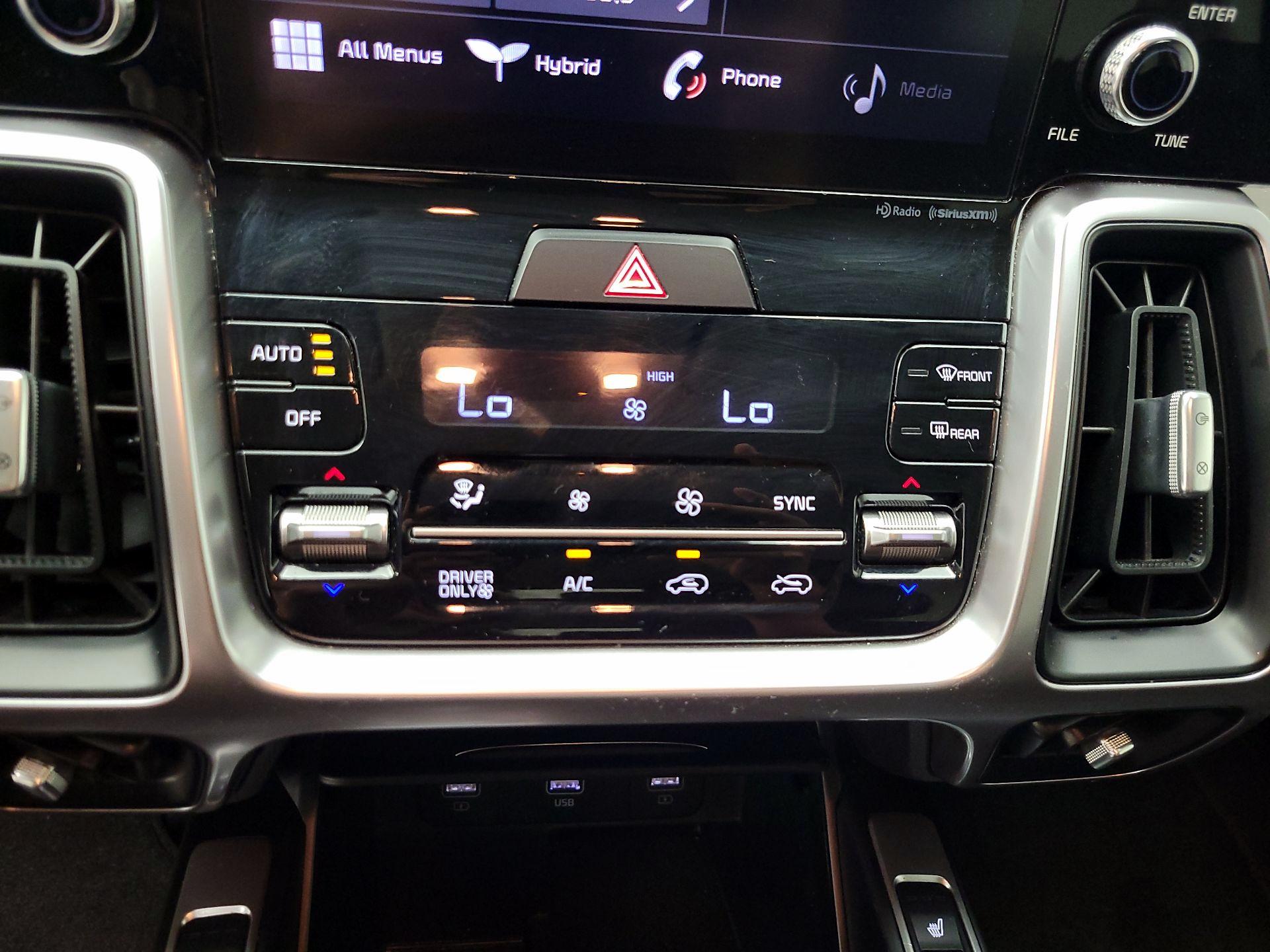 Thumbnail: 2021 Kia Sorento - 16