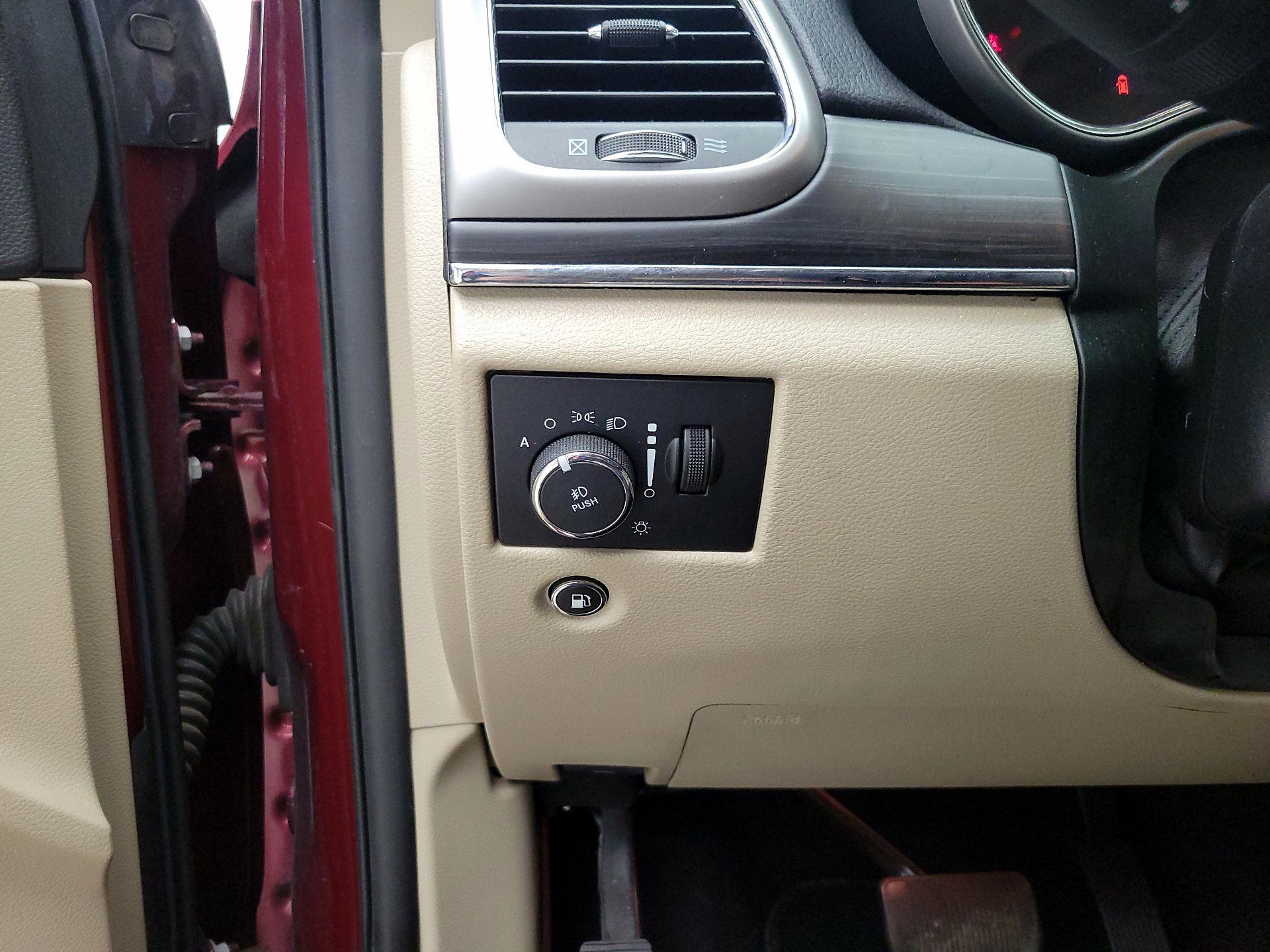 Thumbnail: 2021 Jeep Grand Cherokee - 13