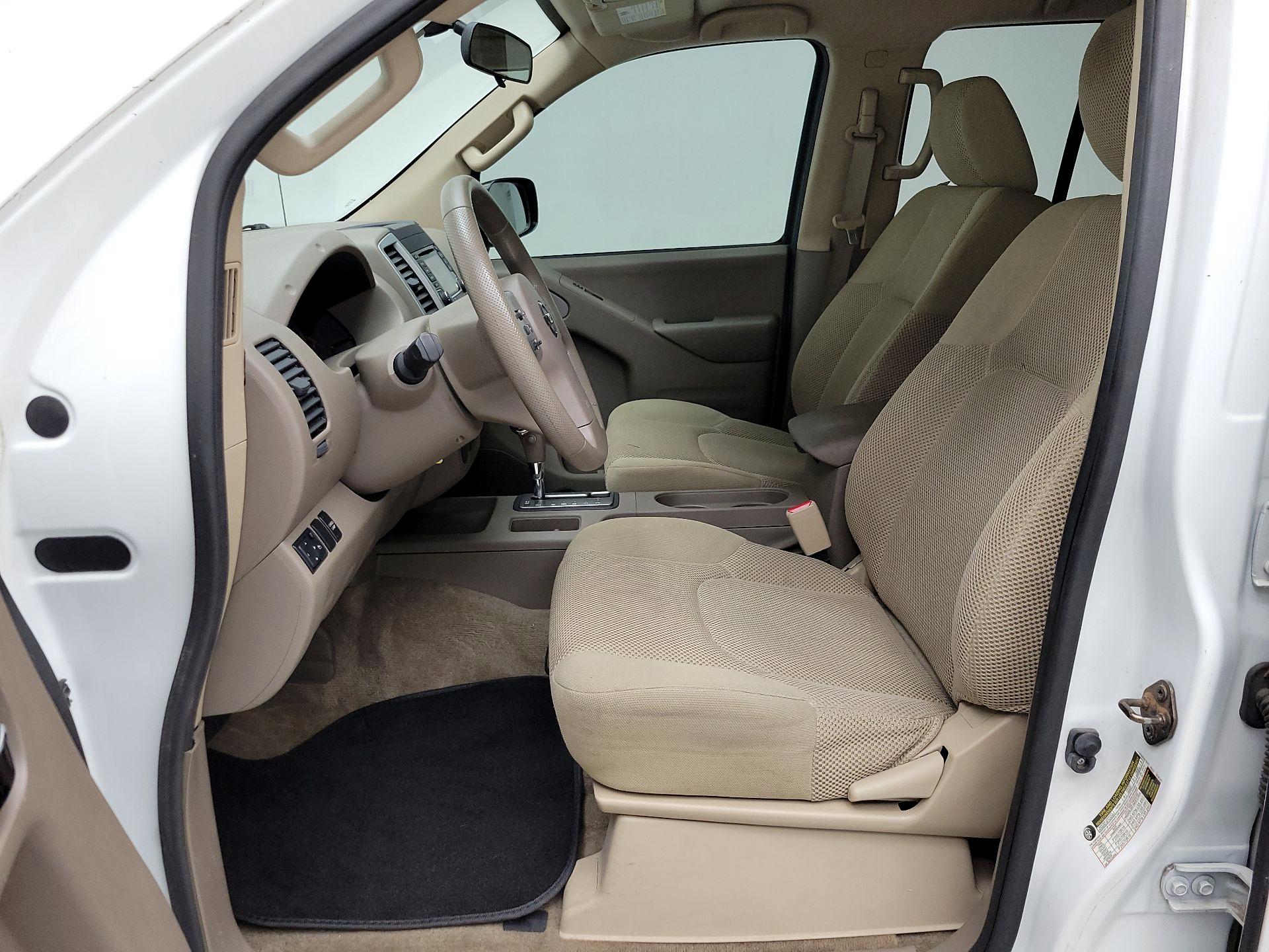 Thumbnail: 2016 Nissan Frontier - 11