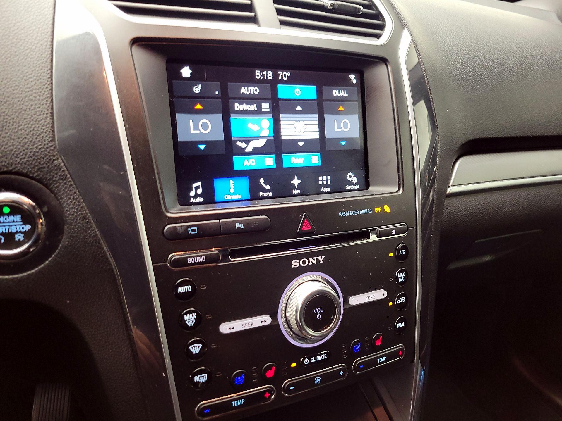 Thumbnail: 2017 Ford Explorer - 17