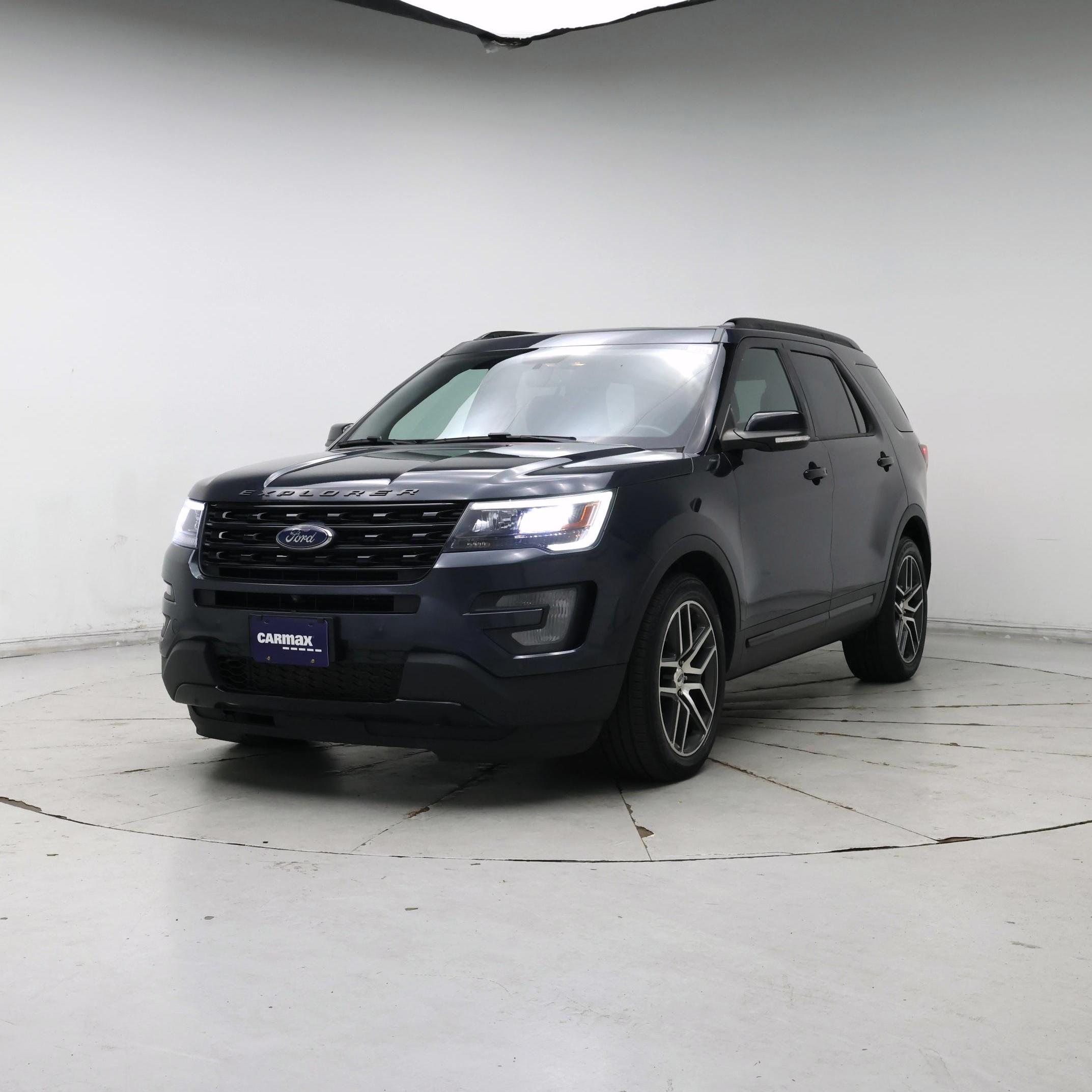 Thumbnail: 2017 Ford Explorer - 4