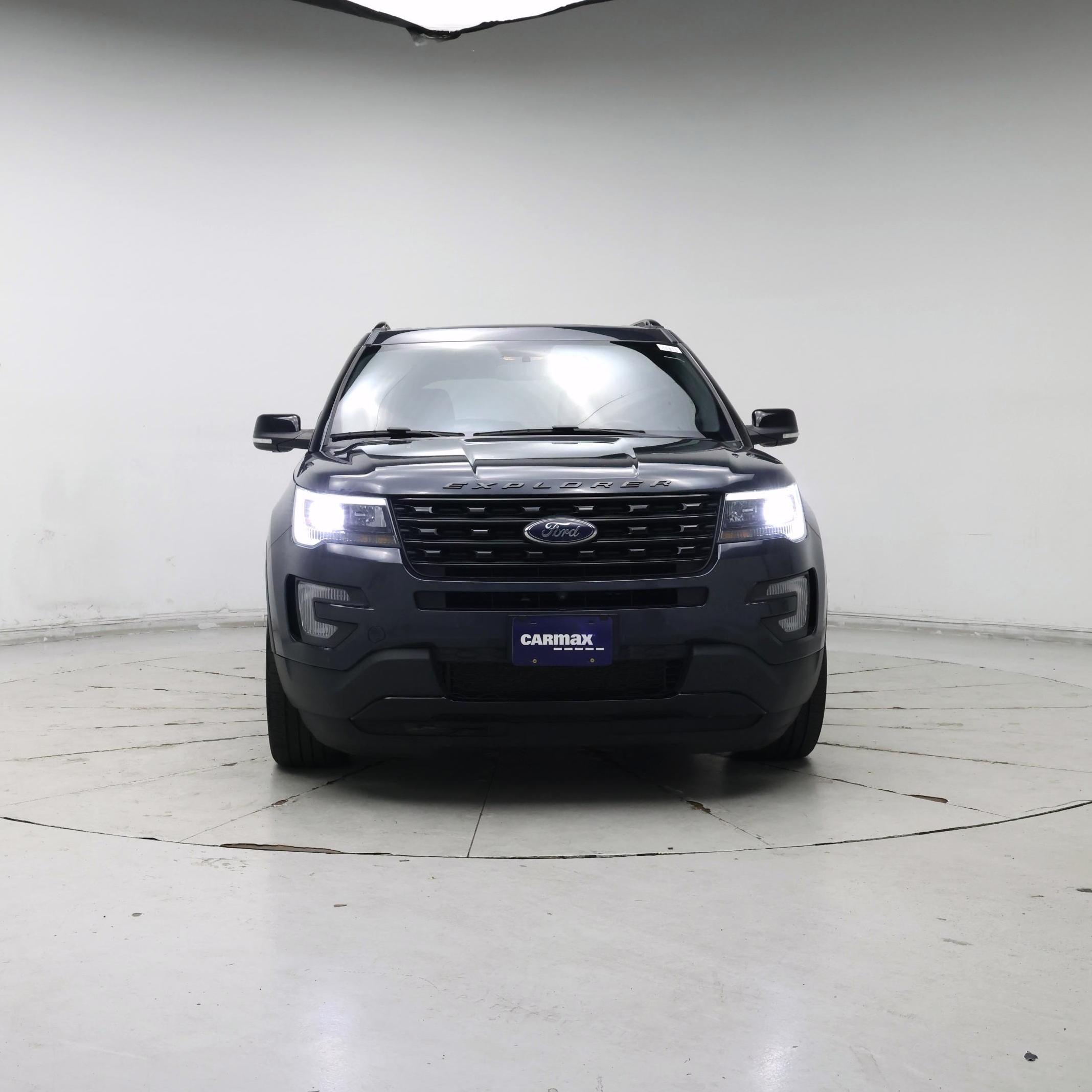 Thumbnail: 2017 Ford Explorer - 5
