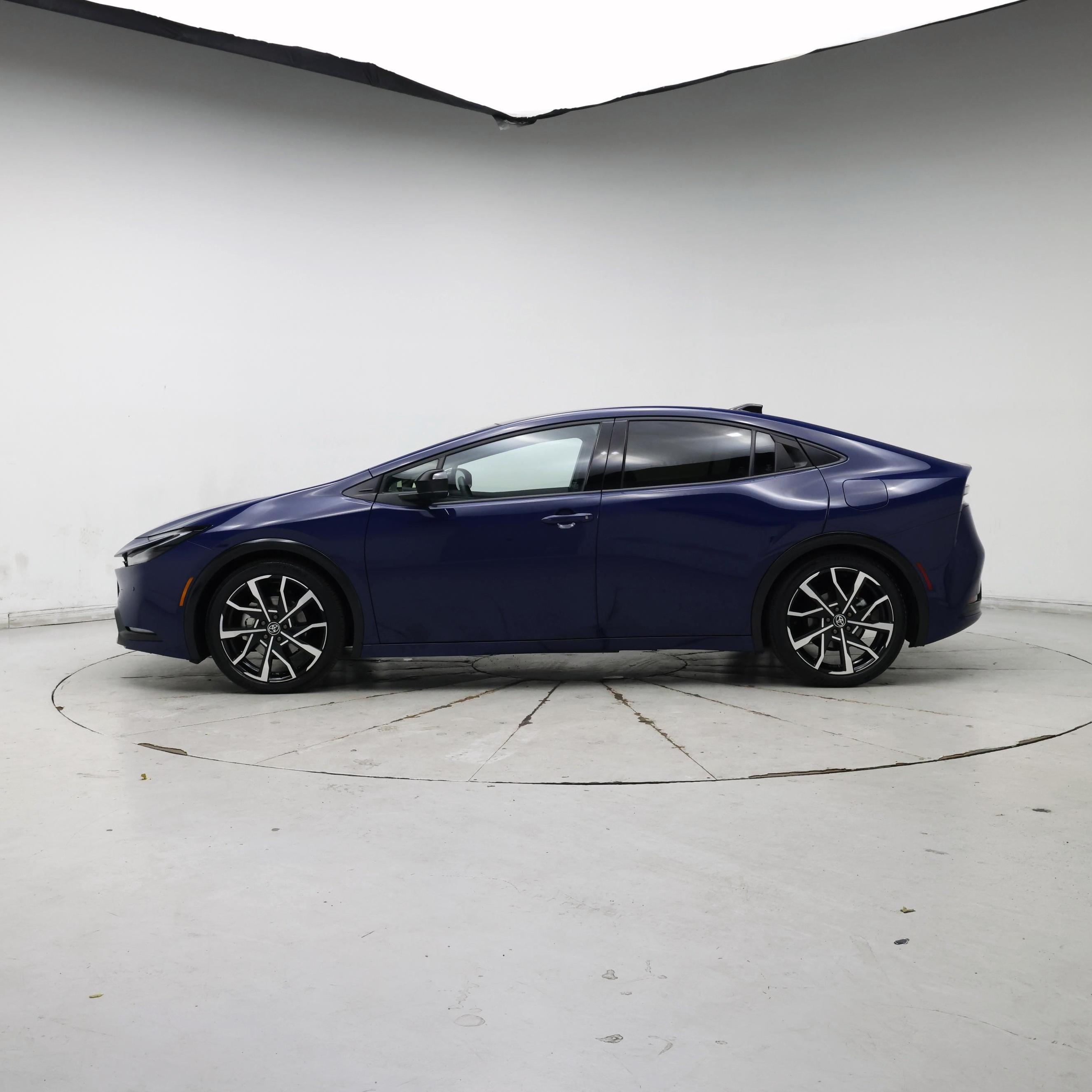 Thumbnail: 2024 Toyota Prius Prime - 3