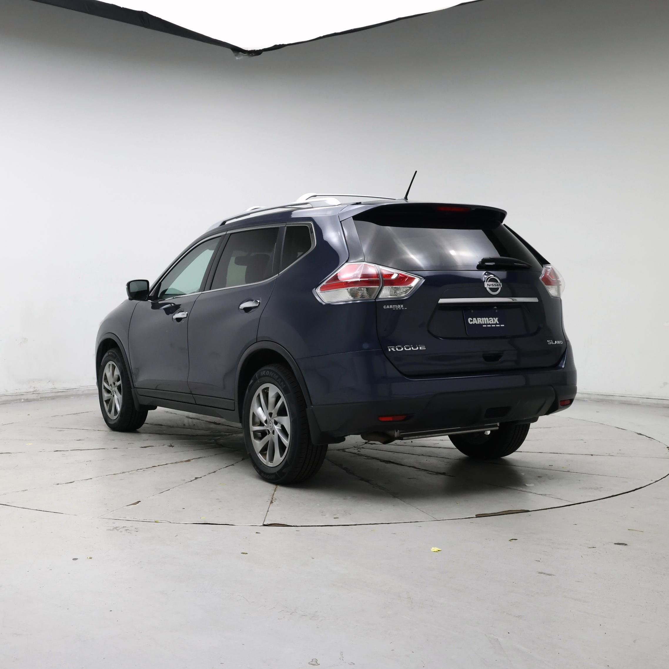 Thumbnail: 2015 Nissan Rogue - 2