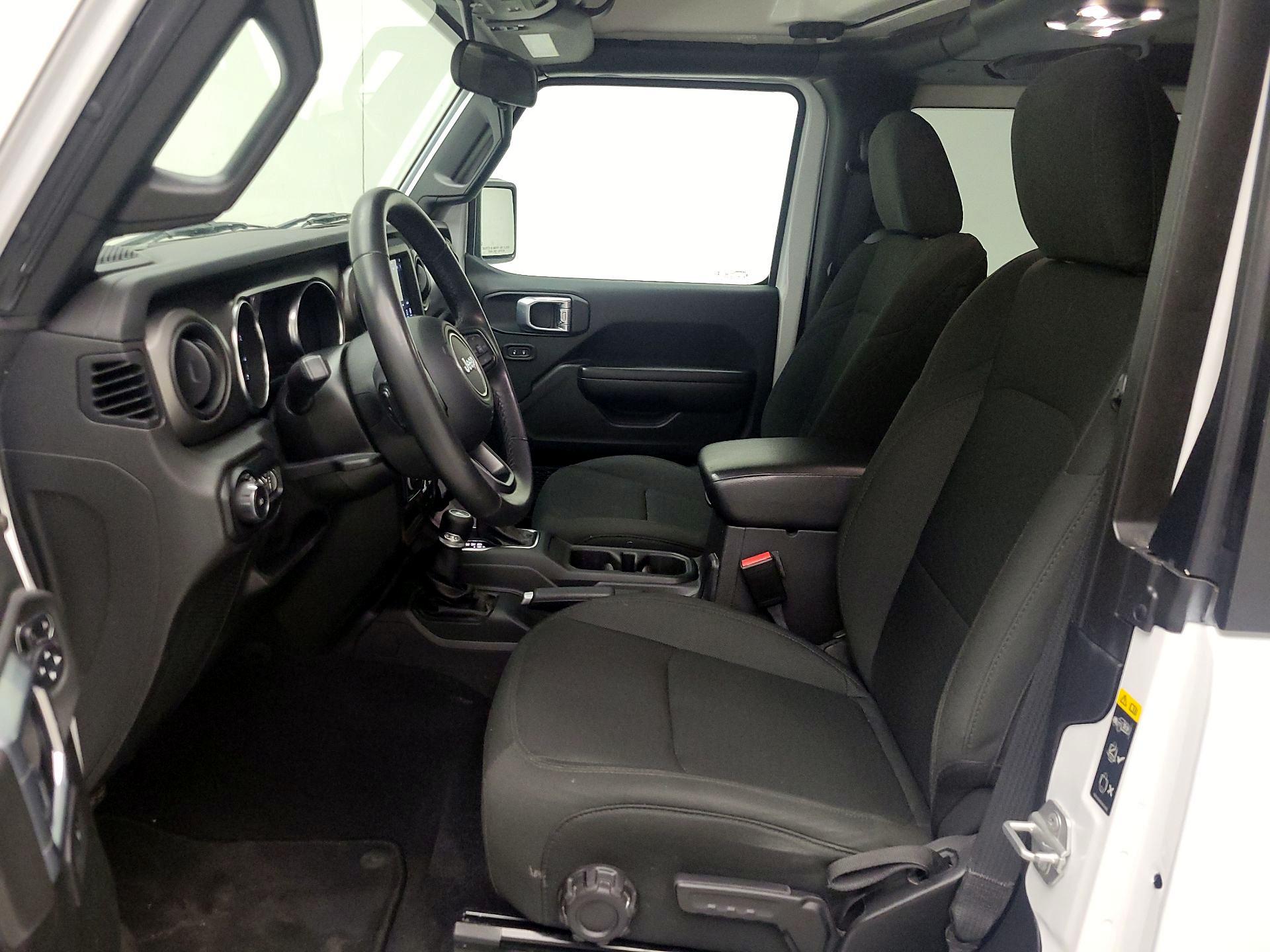 Thumbnail: 2021 Jeep Wrangler - 11