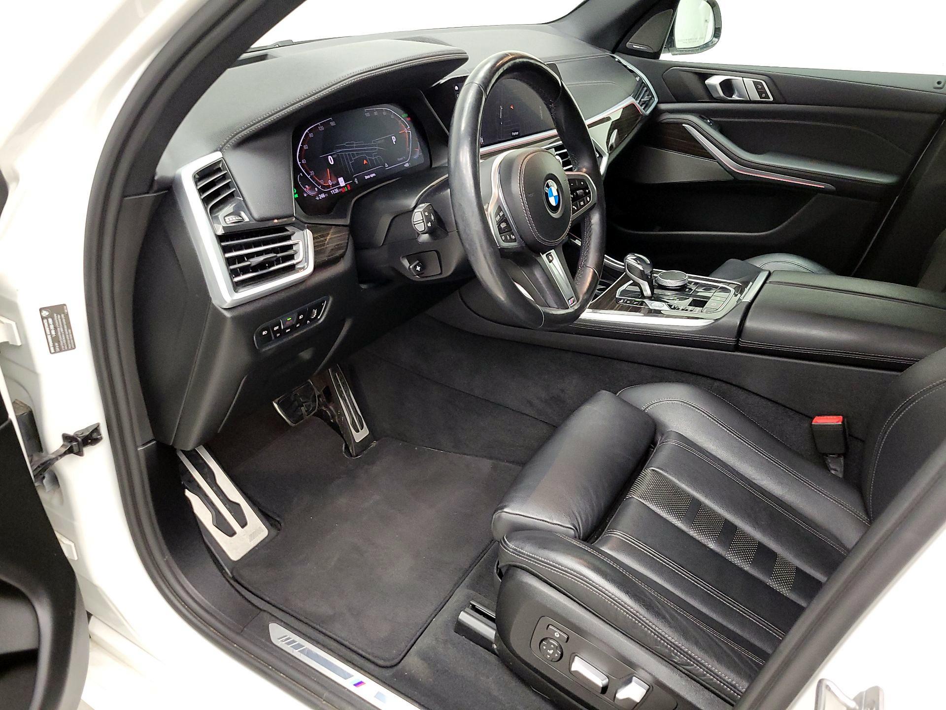 Thumbnail: 2021 BMW X5 - 11