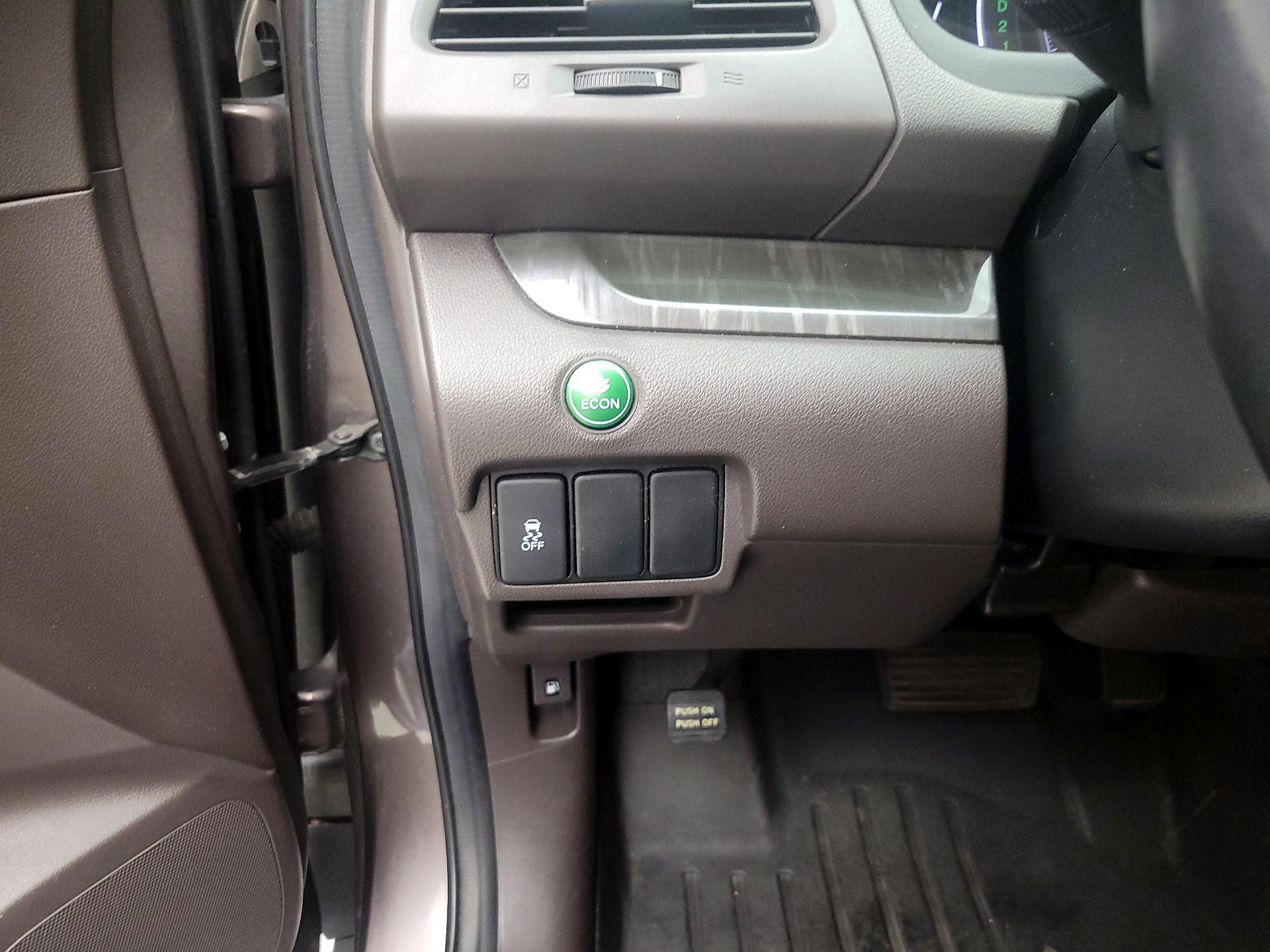Thumbnail: 2013 Honda CR-V - 13