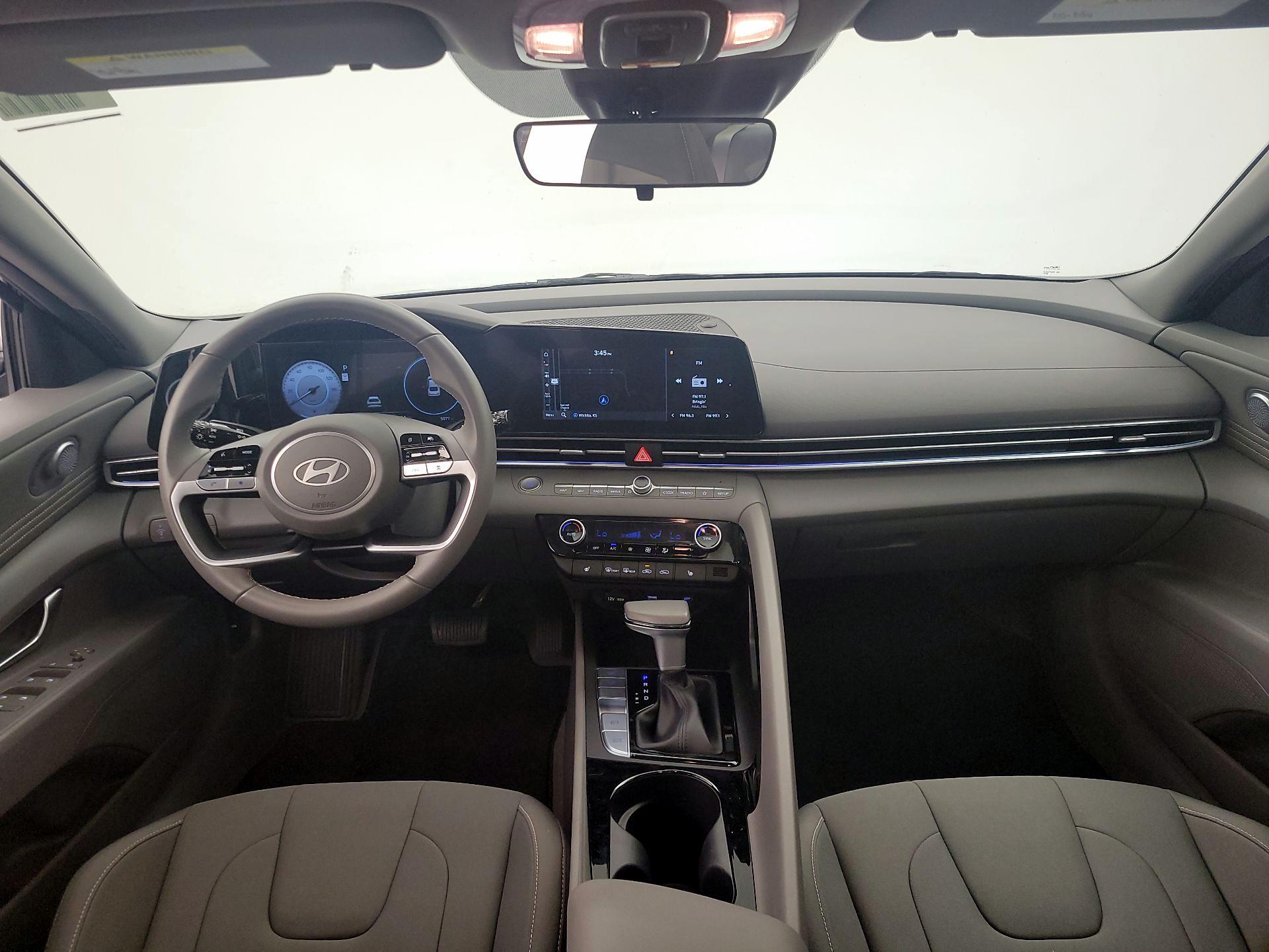 Thumbnail: 2024 Hyundai Elantra - 9