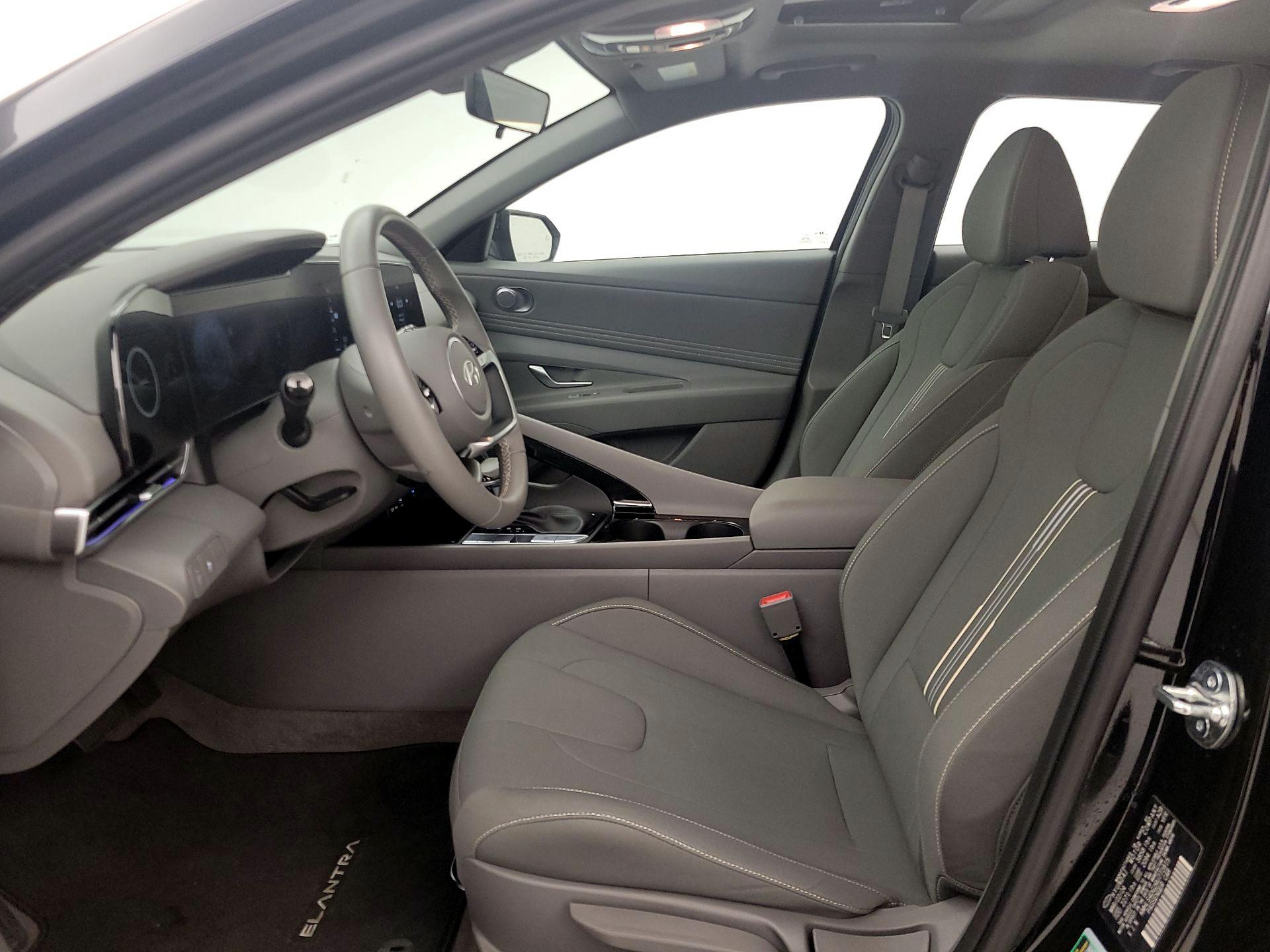 Thumbnail: 2024 Hyundai Elantra - 11