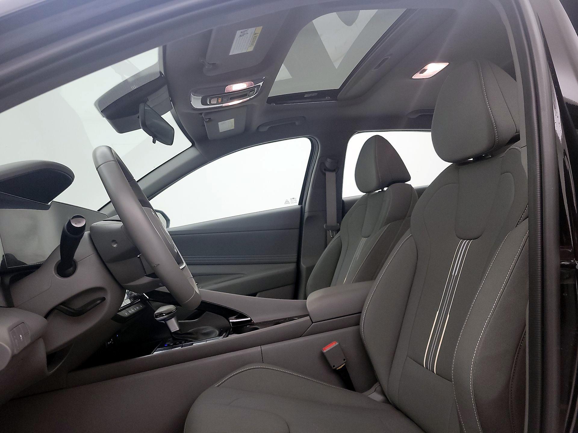 Thumbnail: 2024 Hyundai Elantra - 20