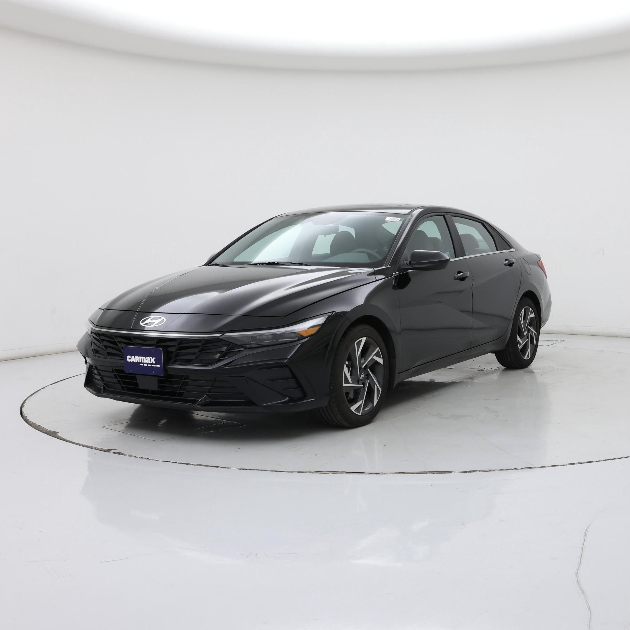 Thumbnail: 2024 Hyundai Elantra - 4
