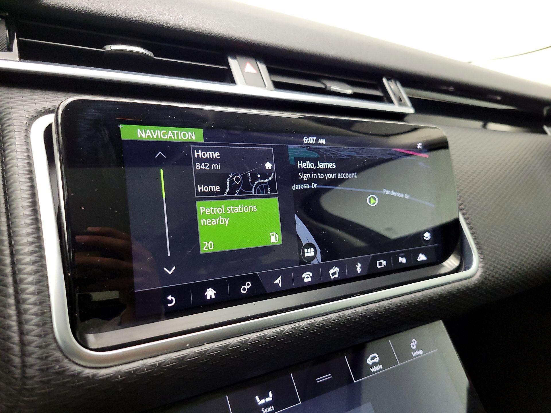 Thumbnail: 2020 Land Rover Range Rover Velar - 14