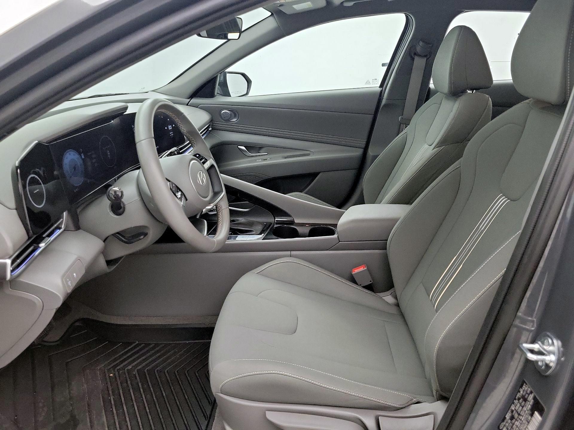 Thumbnail: 2024 Hyundai Elantra - 9