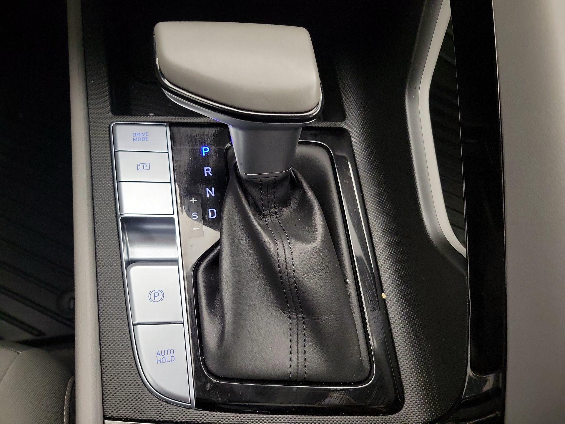 Thumbnail: 2024 Hyundai Elantra - 16