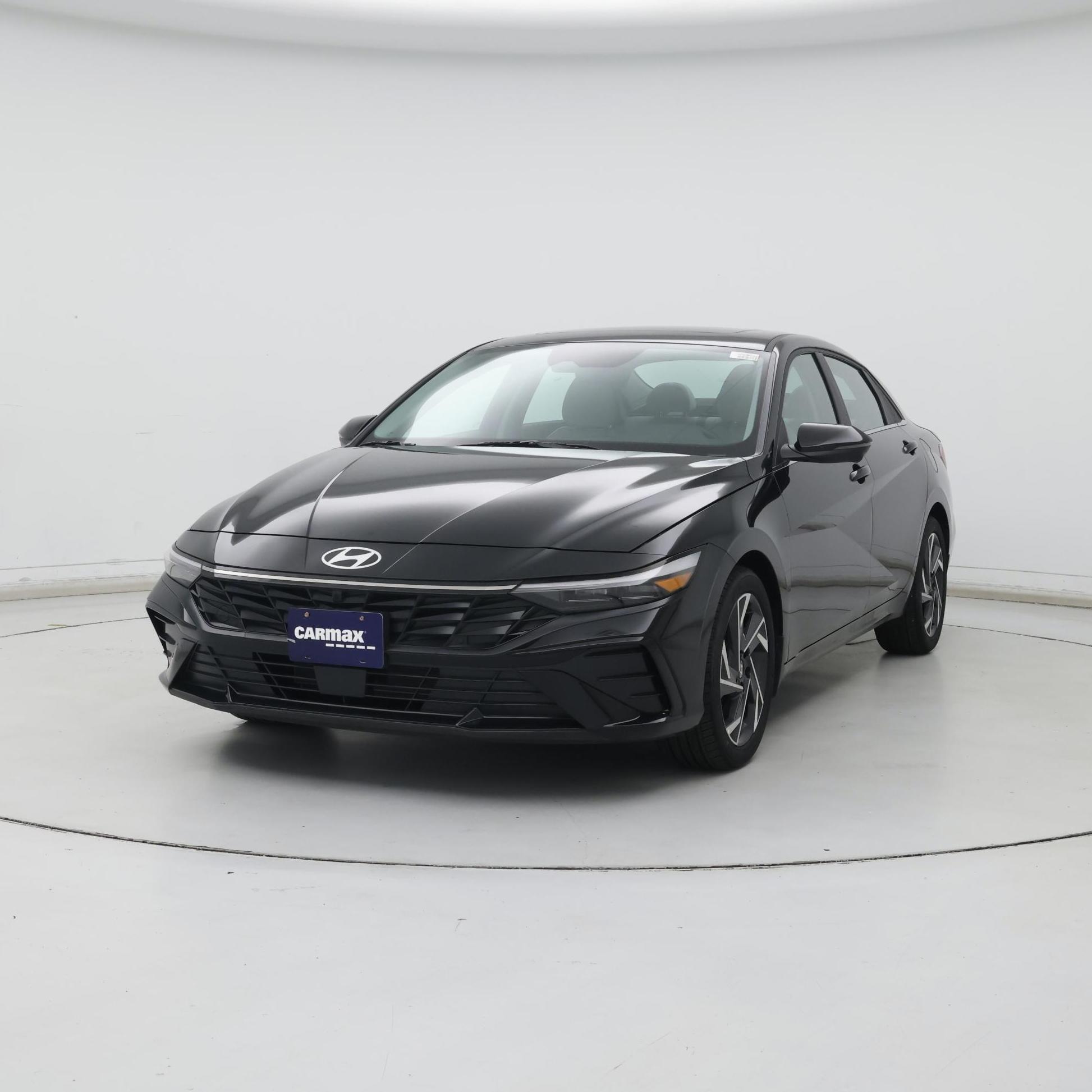 Thumbnail: 2024 Hyundai Elantra - 4