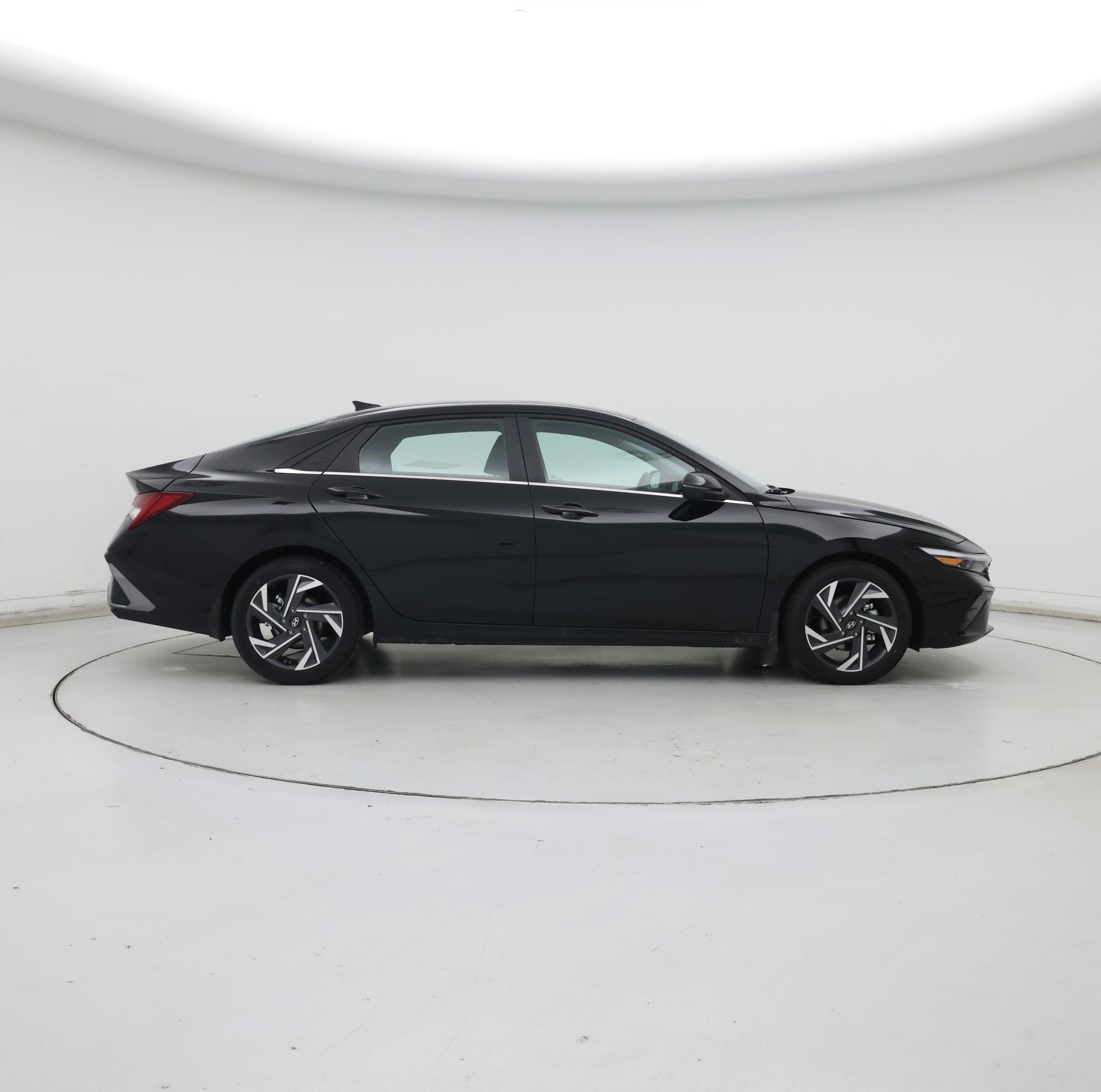 Thumbnail: 2024 Hyundai Elantra - 7