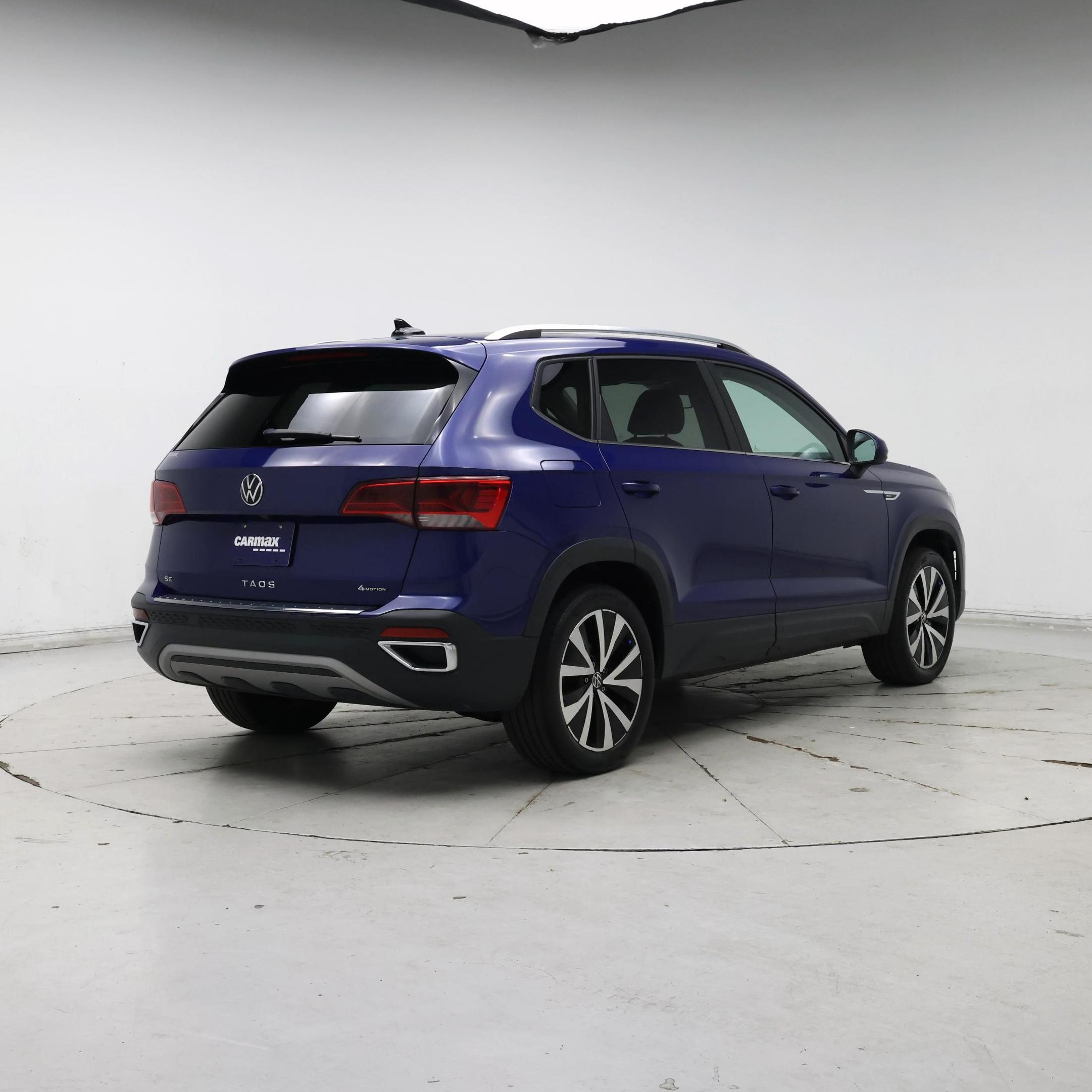 Thumbnail: 2022 Volkswagen Taos - 8