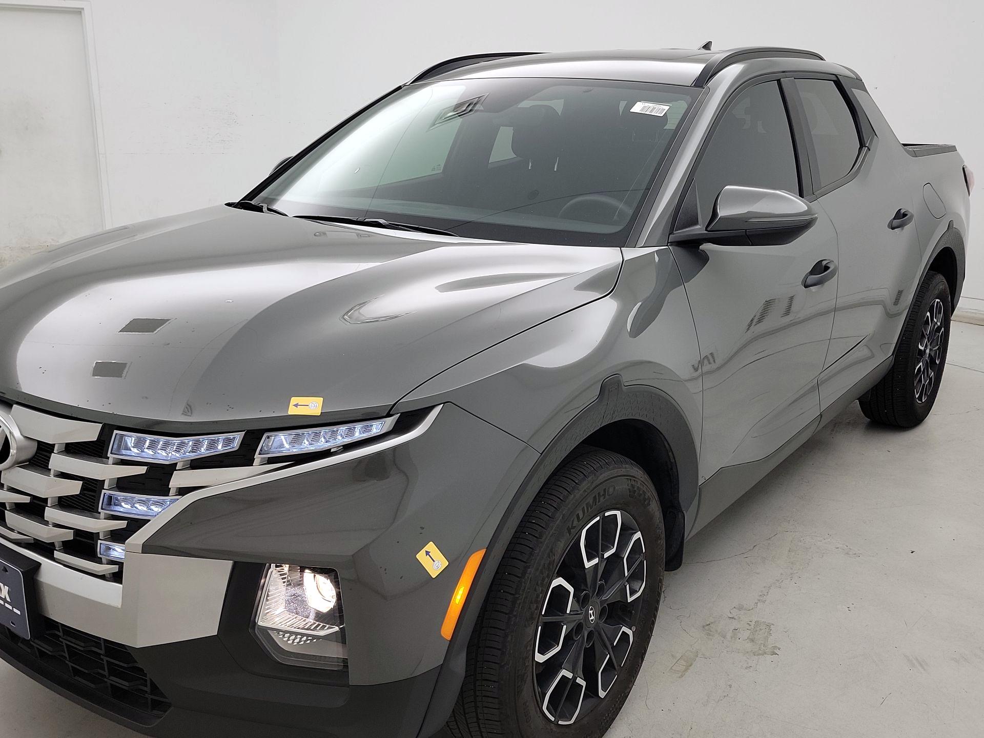 Thumbnail: 2023 Hyundai Santa Cruz - 3