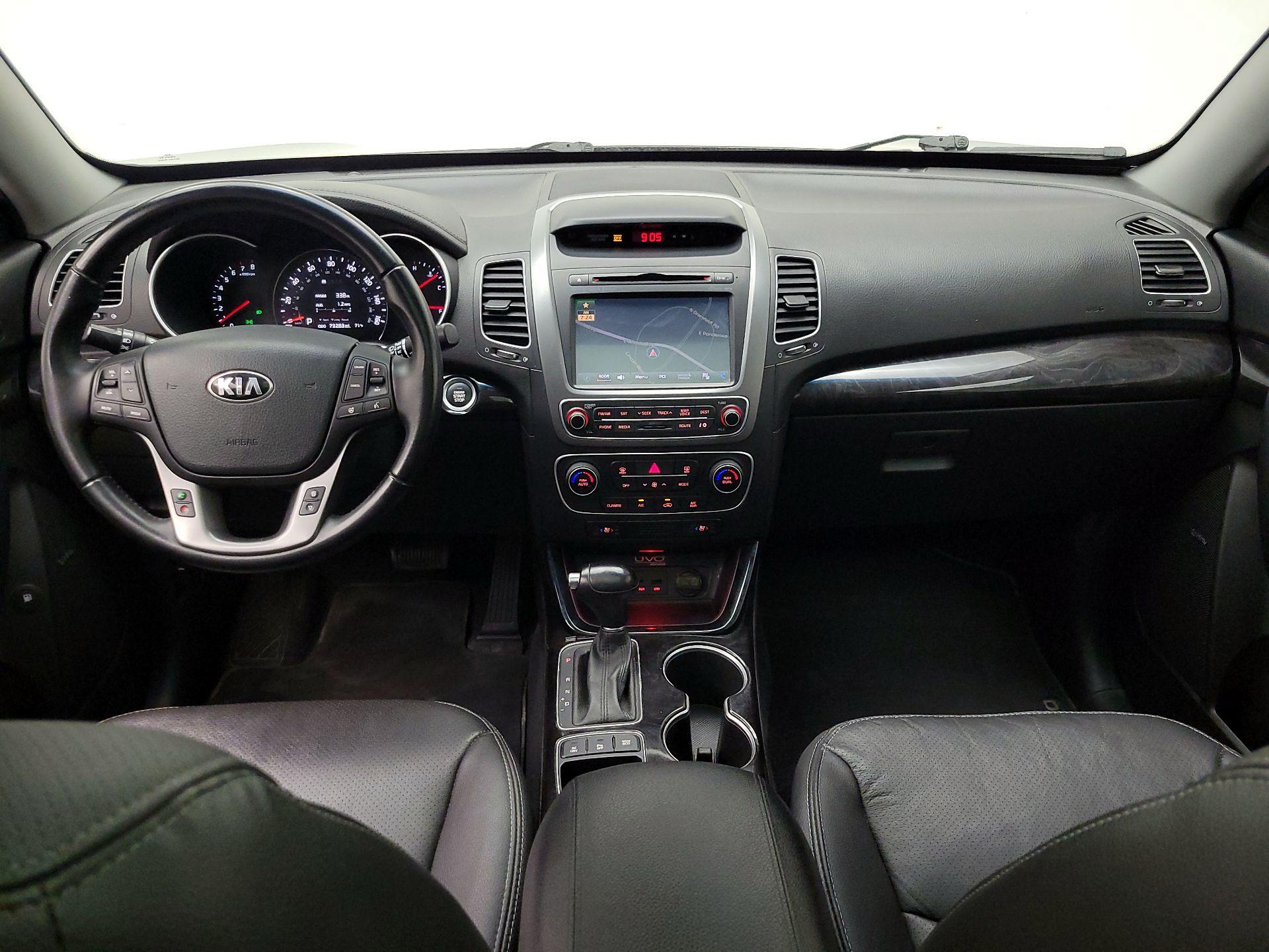 Thumbnail: 2015 Kia Sorento - 9