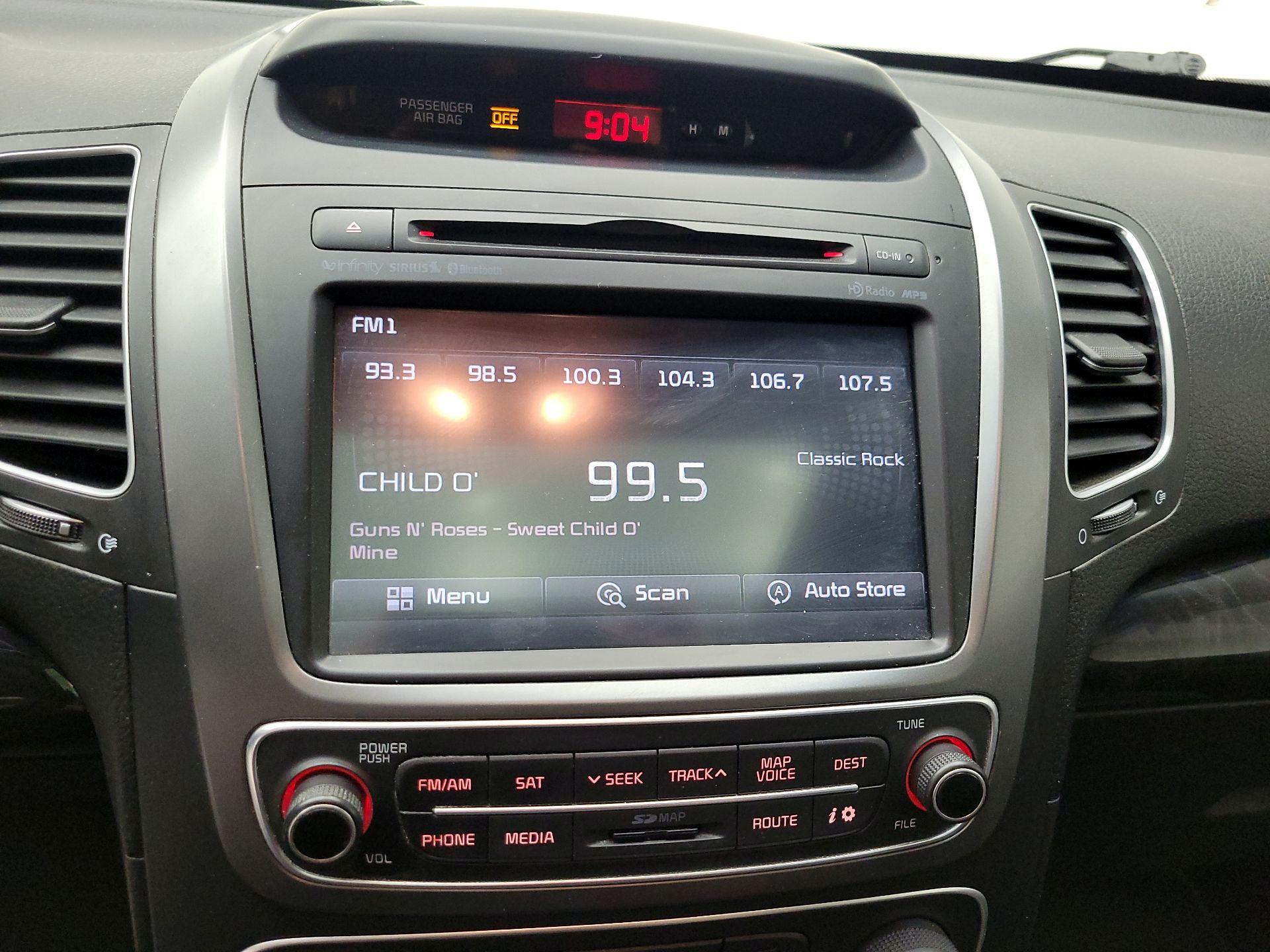 Thumbnail: 2015 Kia Sorento - 16