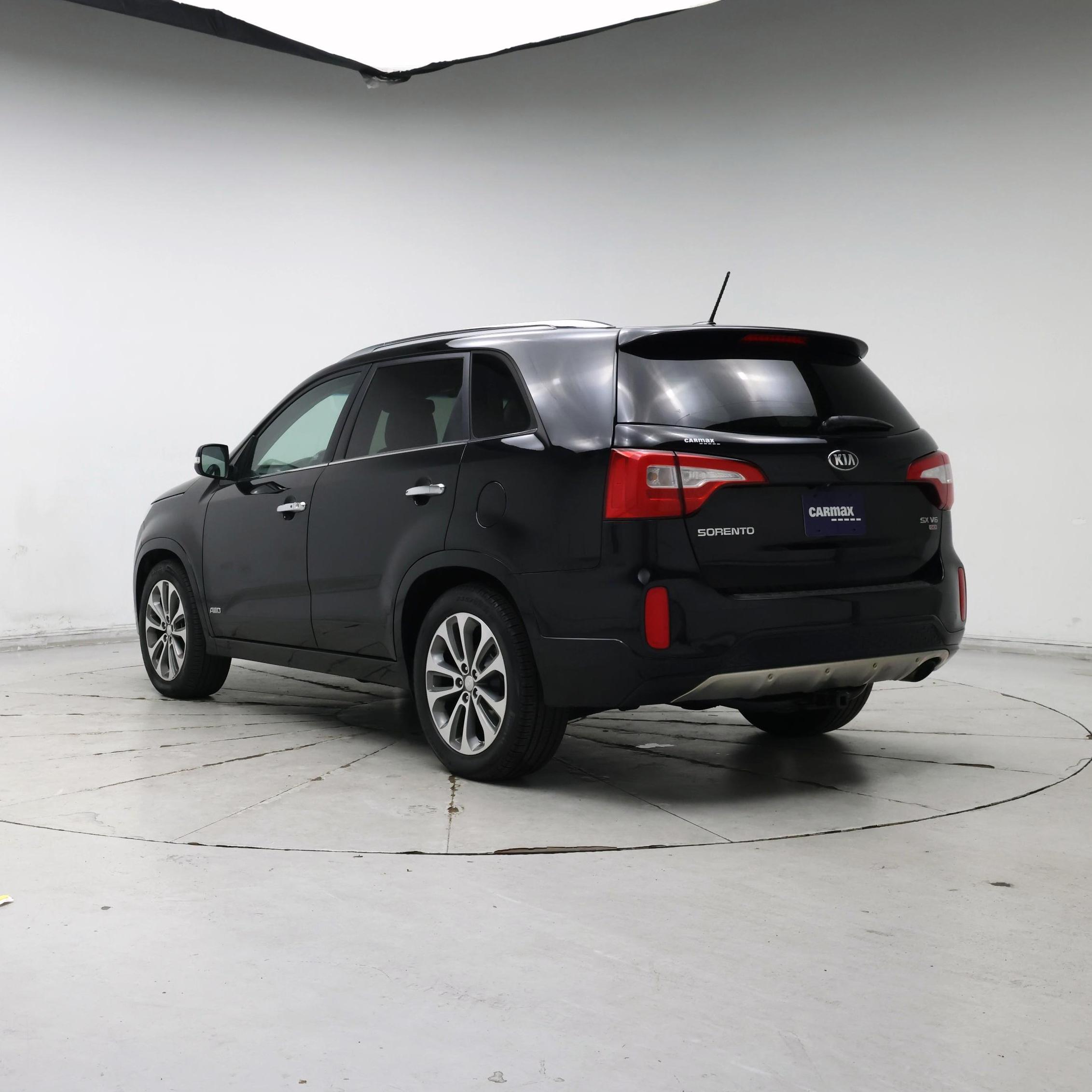 Thumbnail: 2015 Kia Sorento - 2