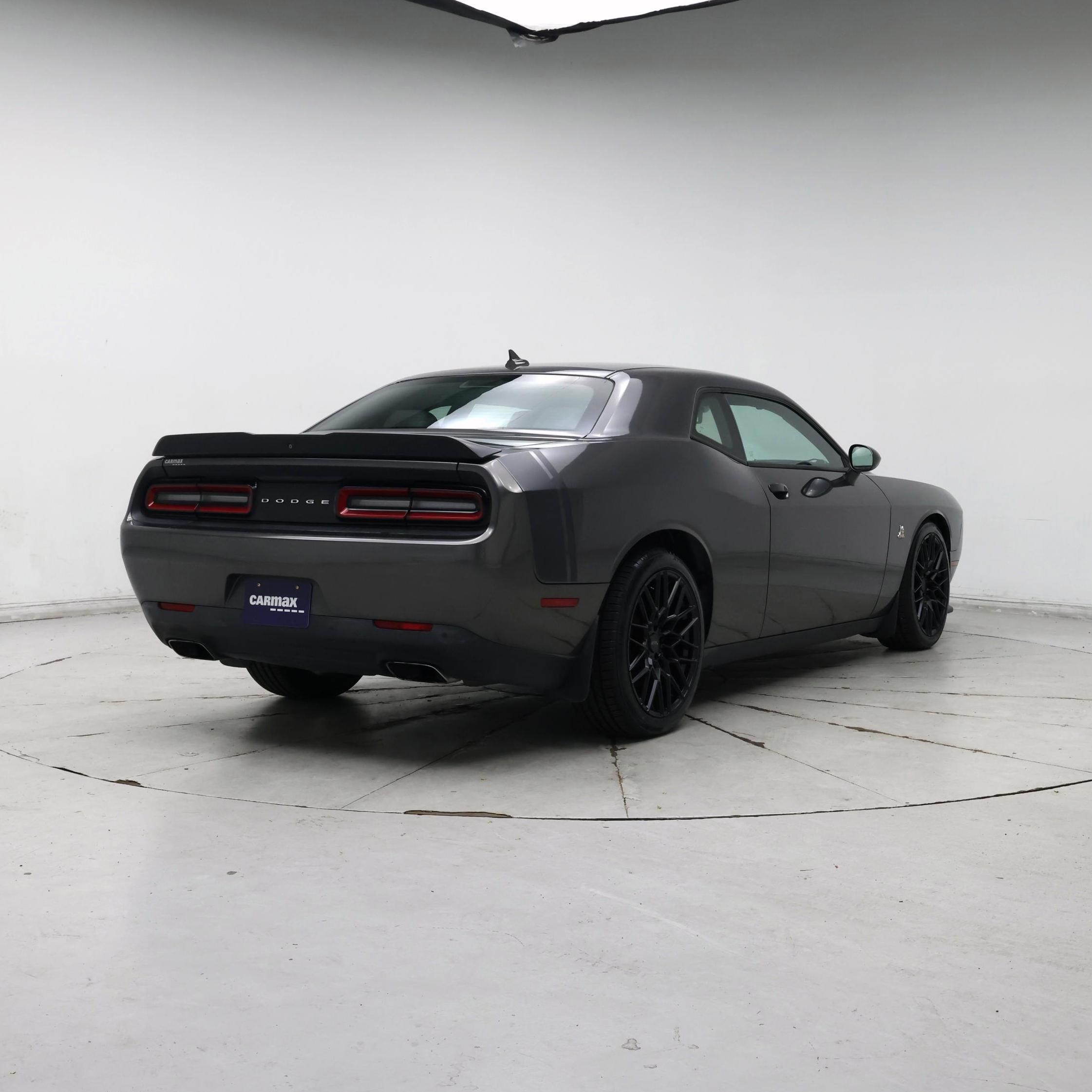 Thumbnail: 2015 Dodge Challenger - 8