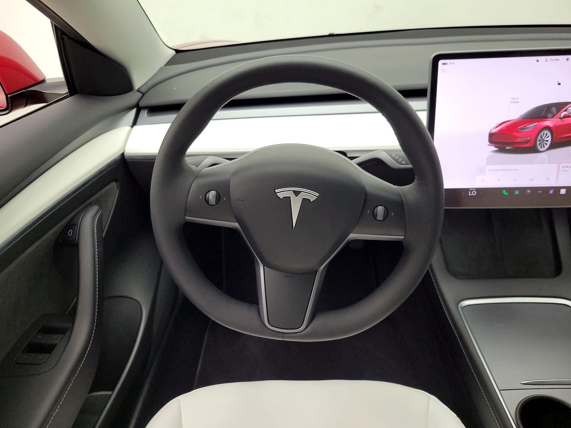 Thumbnail: 2022 Tesla Model 3 - 10