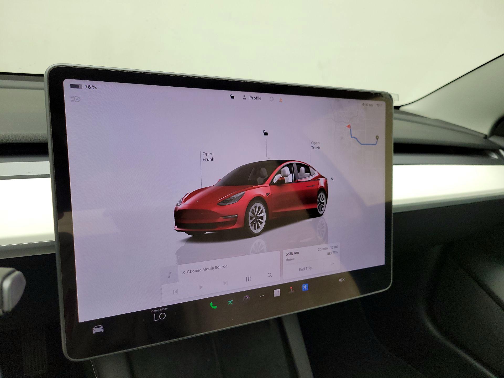 Thumbnail: 2022 Tesla Model 3 - 15