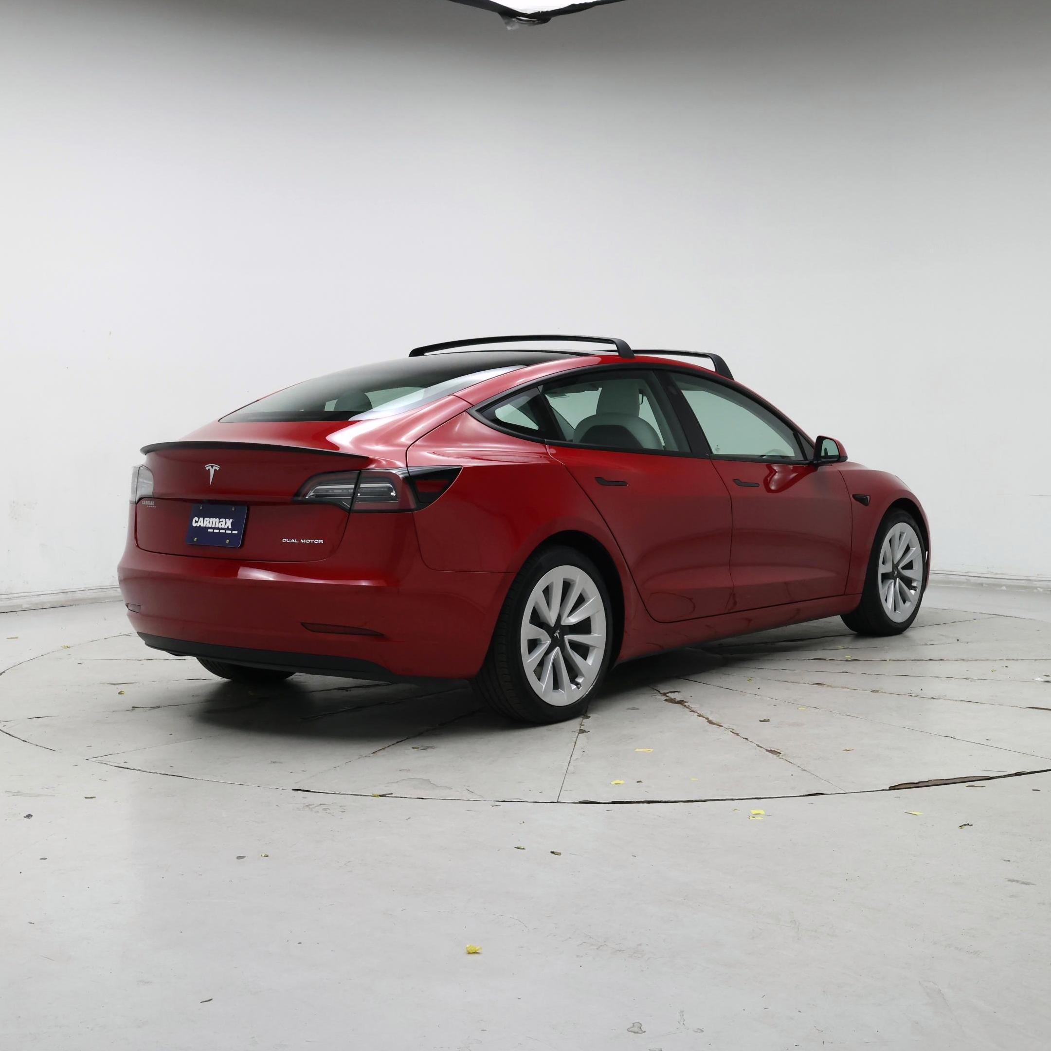 Thumbnail: 2022 Tesla Model 3 - 8