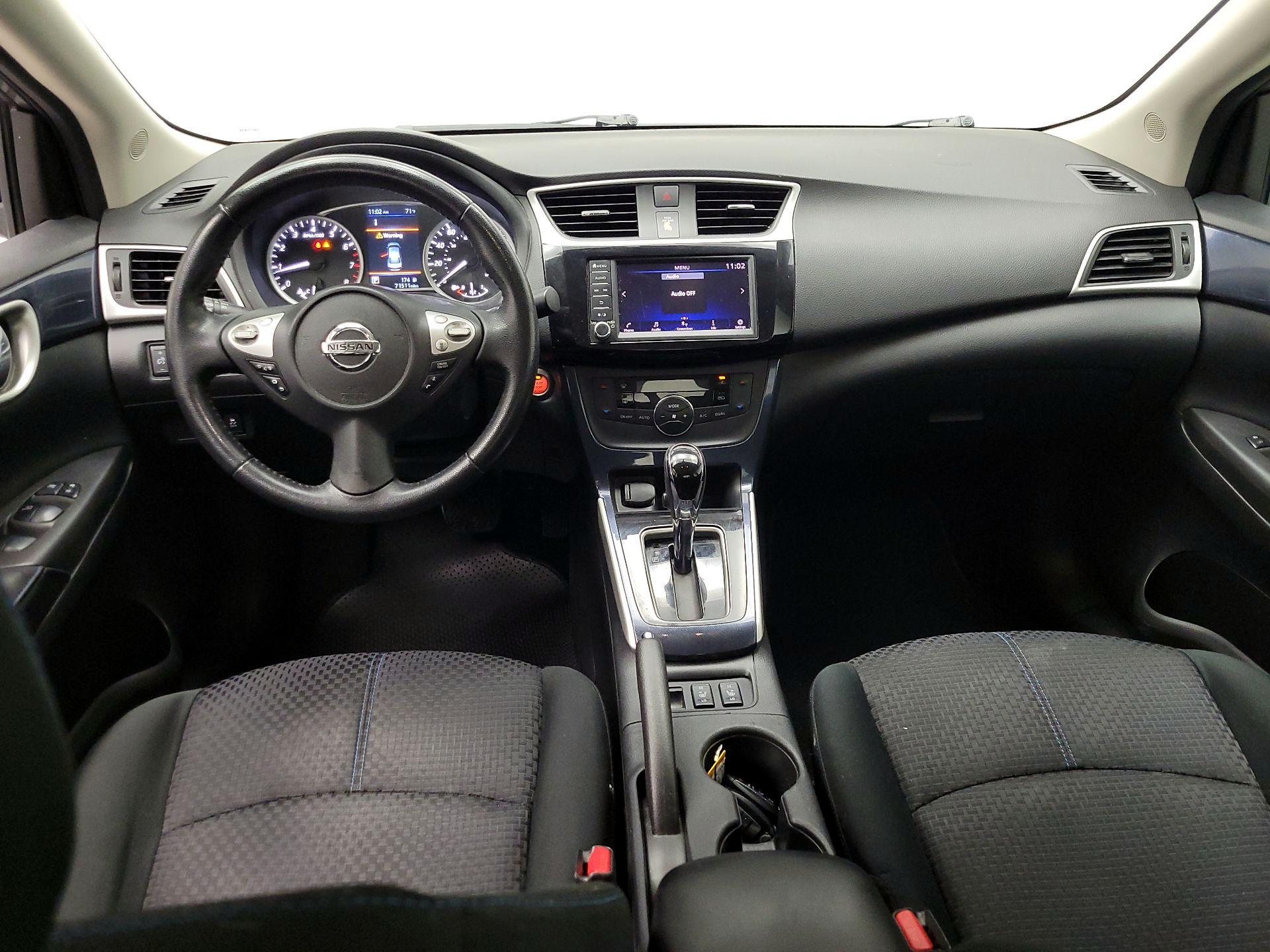 Thumbnail: 2019 Nissan Sentra - 9