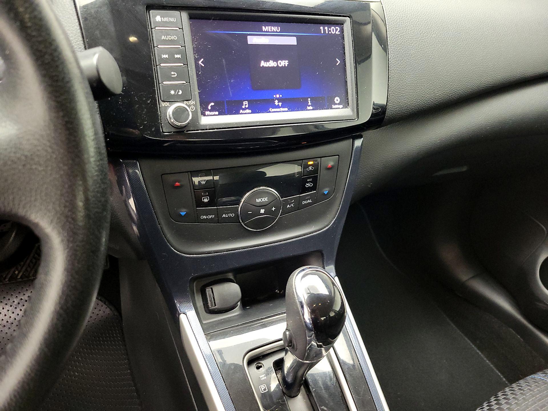 Thumbnail: 2019 Nissan Sentra - 16