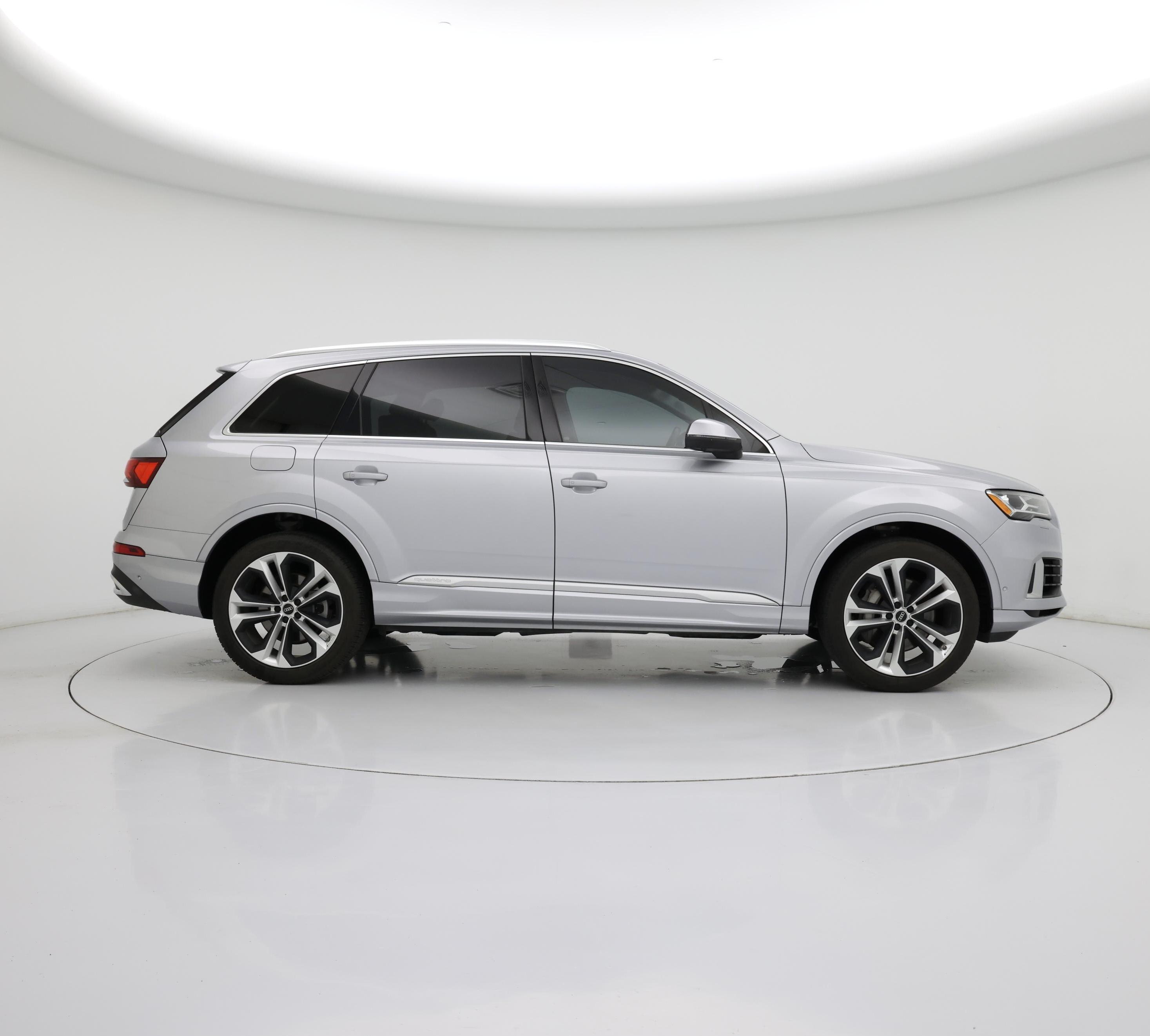 Thumbnail: 2022 Audi Q7 - 7