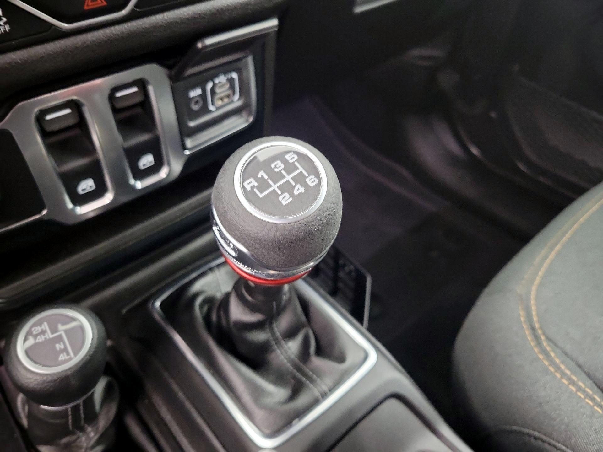 Thumbnail: 2024 Jeep Wrangler - 15