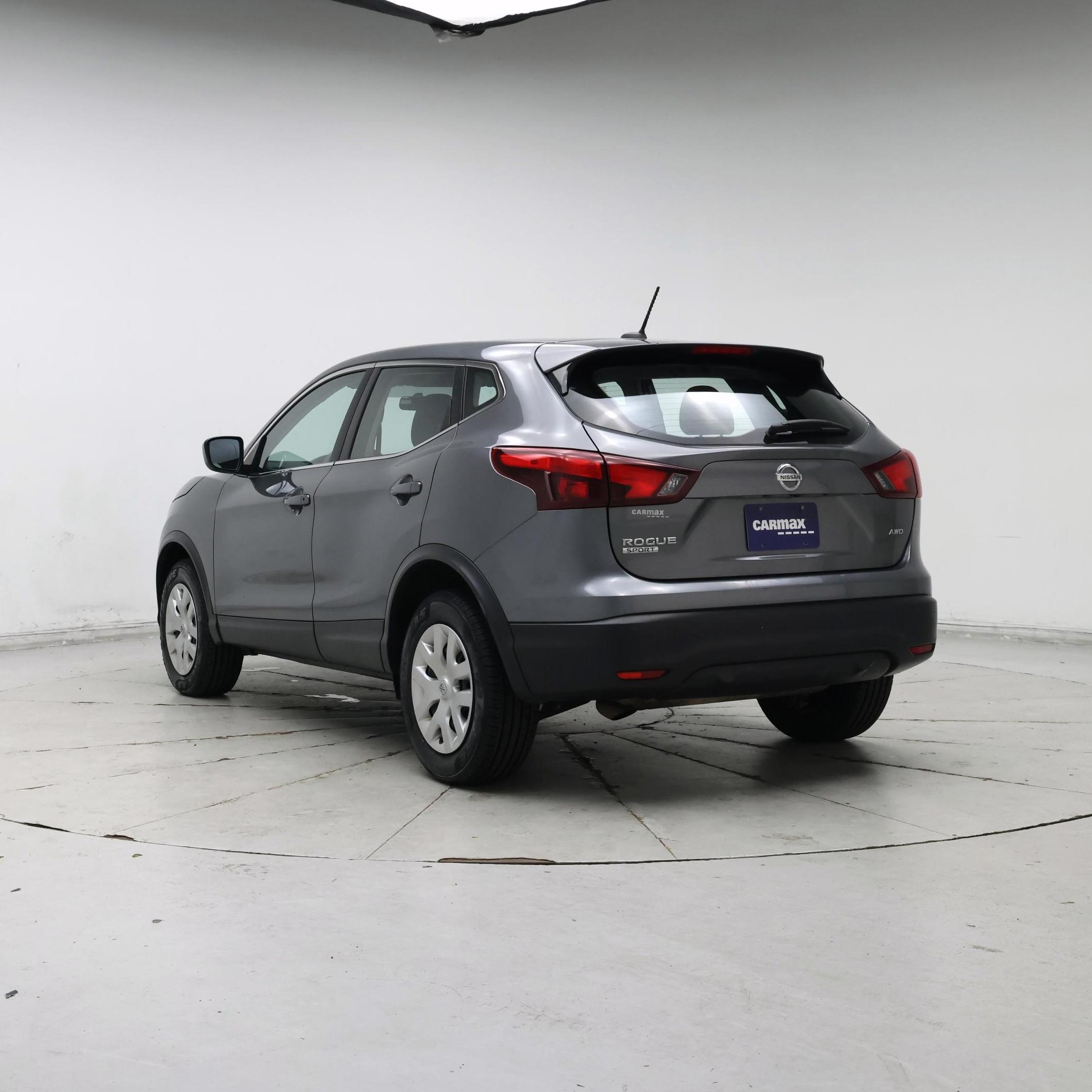 Thumbnail: 2018 Nissan Rogue Sport - 2