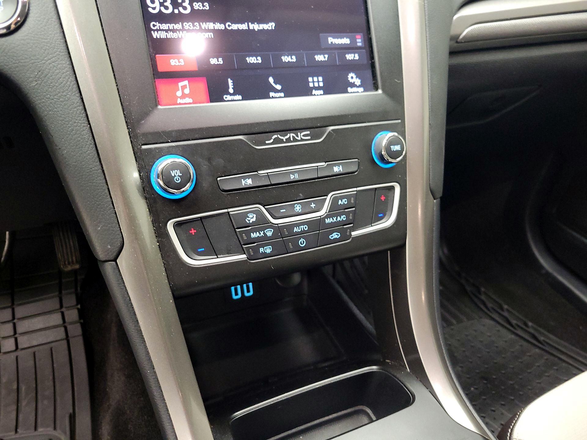 Thumbnail: 2019 Ford Fusion - 16