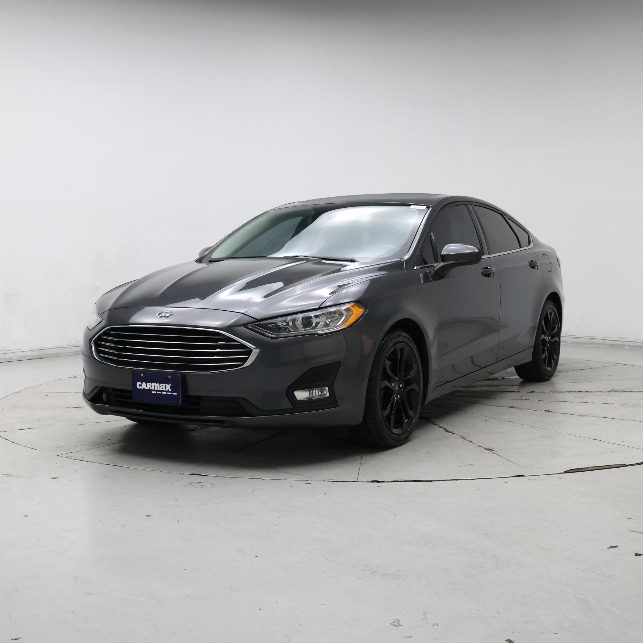 Thumbnail: 2019 Ford Fusion - 4