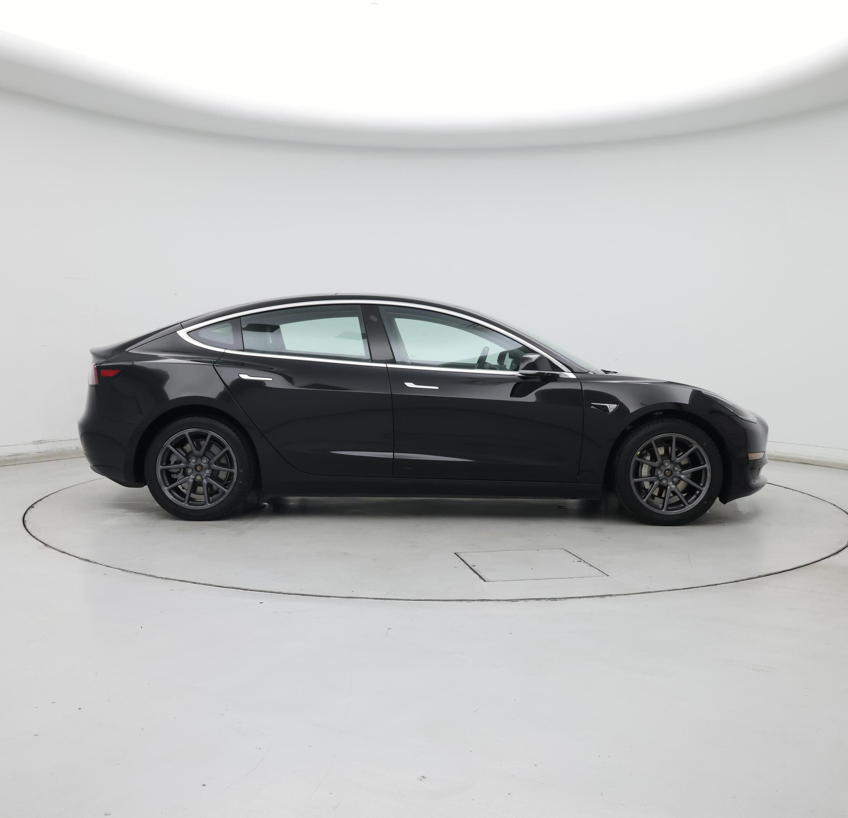 Thumbnail: 2018 Tesla Model 3 - 7