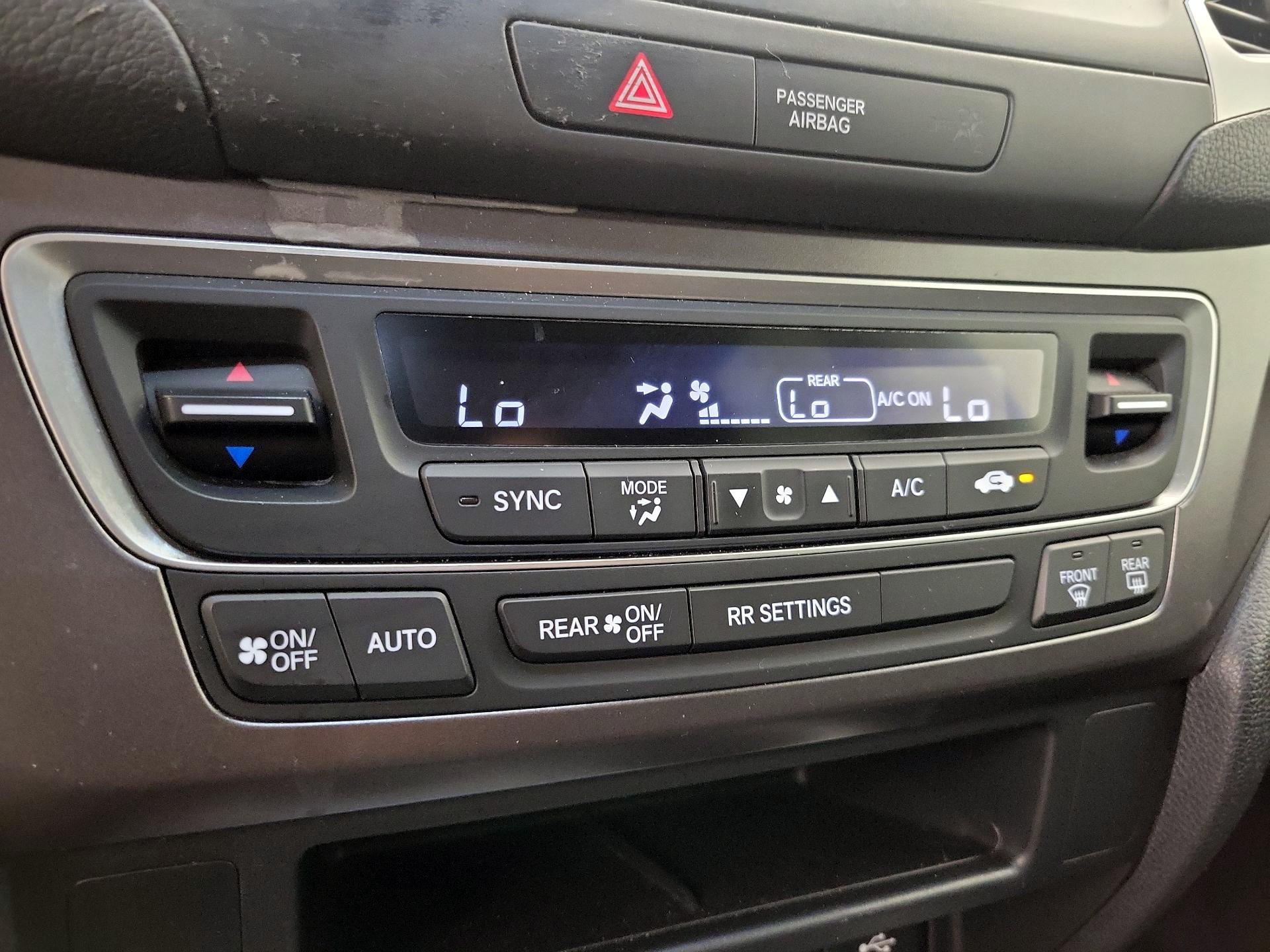 Thumbnail: 2019 Honda Ridgeline - 16