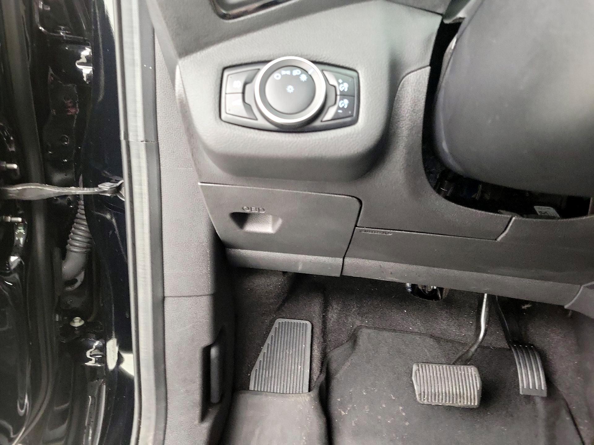 Thumbnail: 2017 Ford Escape - 13
