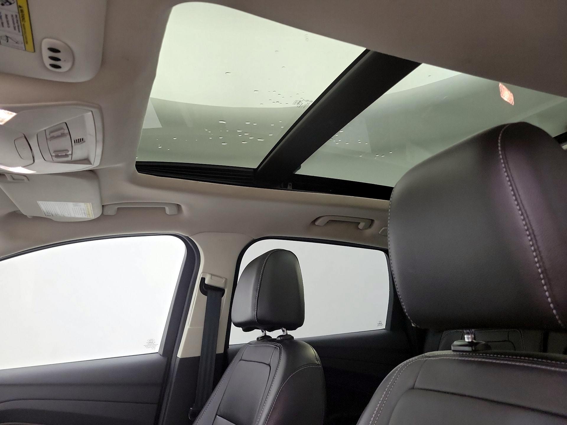 Thumbnail: 2017 Ford Escape - 20