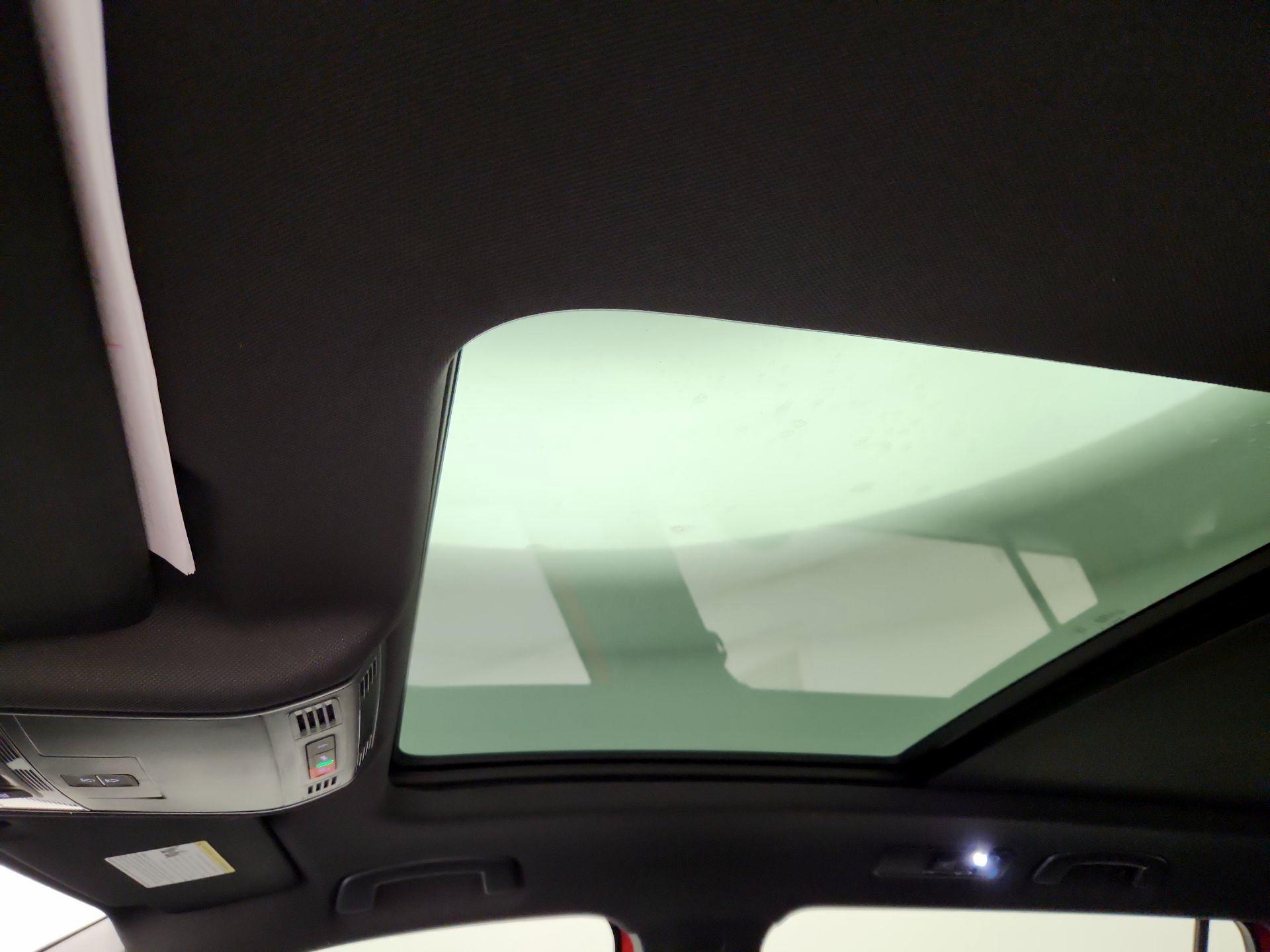 Thumbnail: 2024 Volkswagen Tiguan - 20