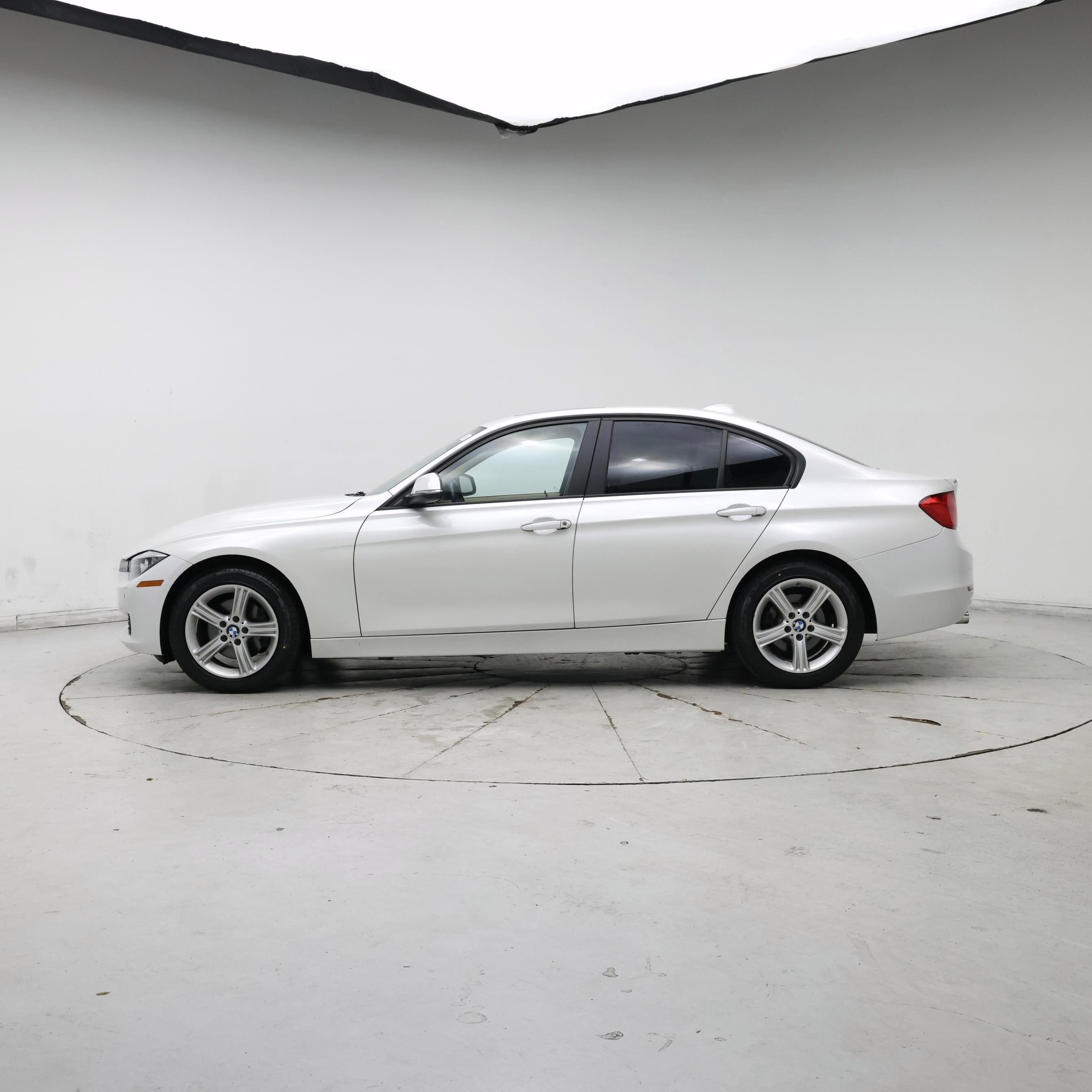 Thumbnail: 2014 BMW 3 Series - 3