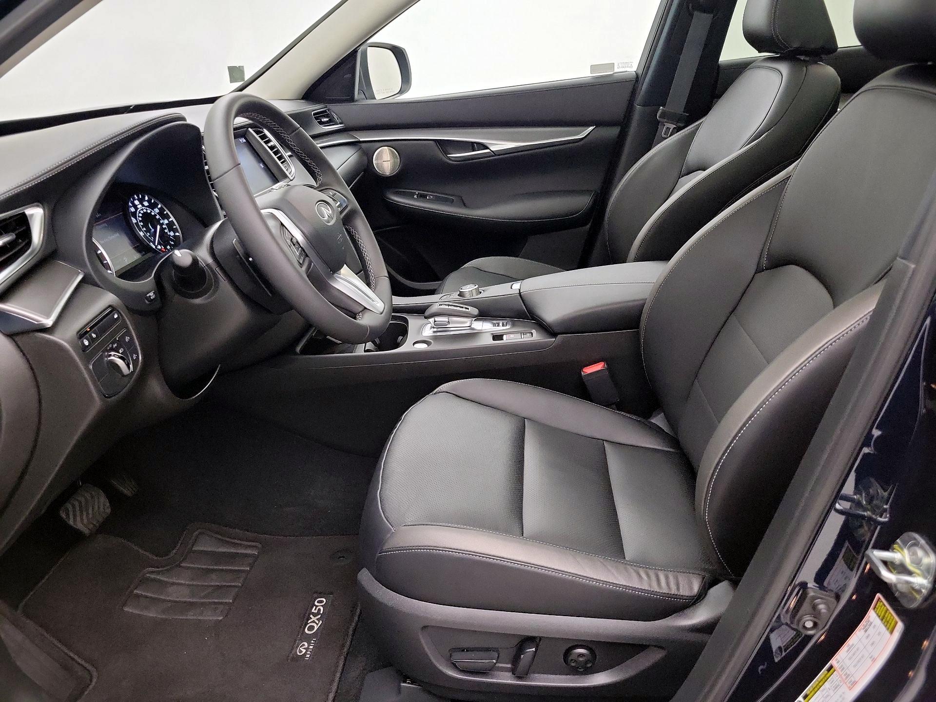 Thumbnail: 2024 INFINITI QX50 - 9