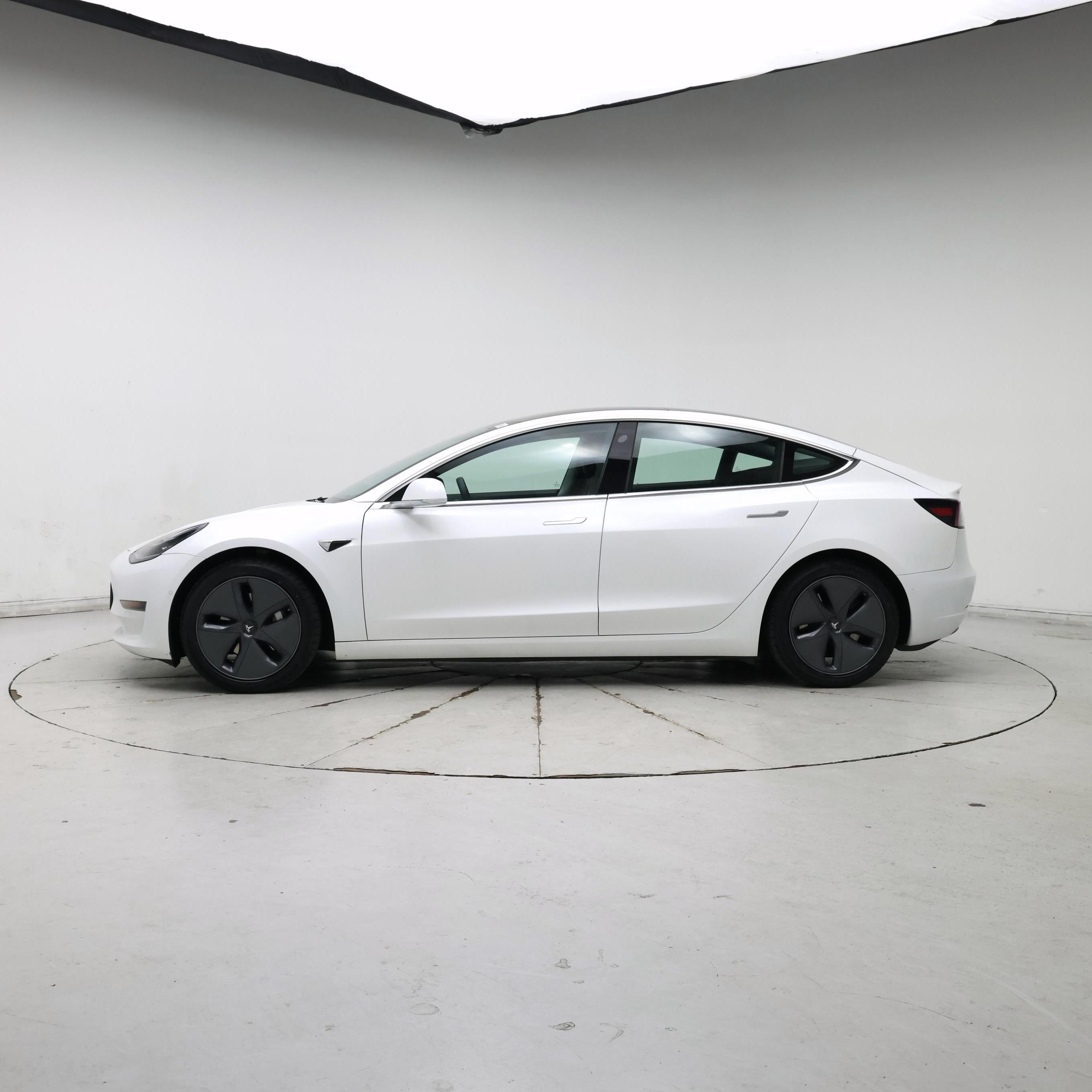 Thumbnail: 2020 Tesla Model 3 - 3