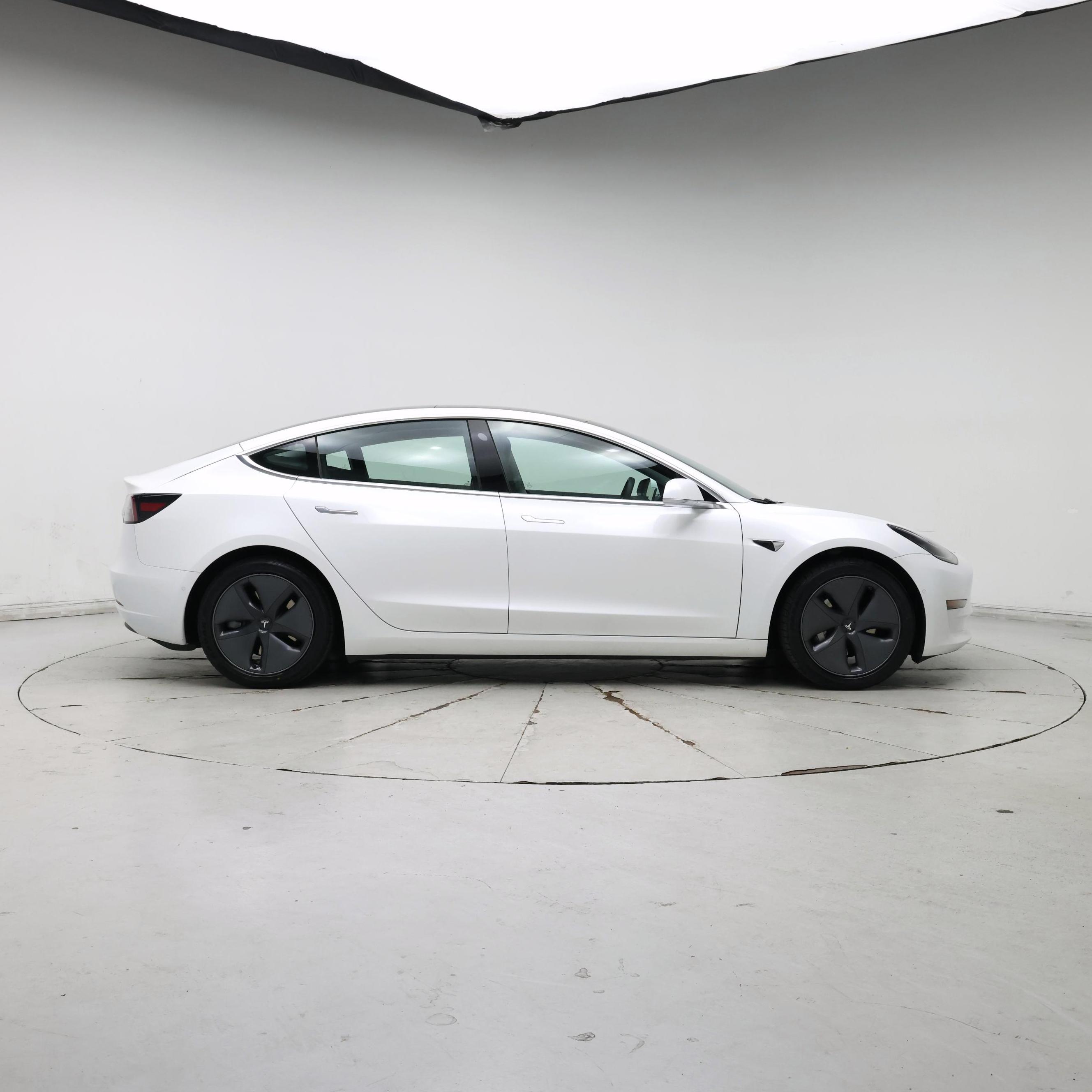 Thumbnail: 2020 Tesla Model 3 - 7