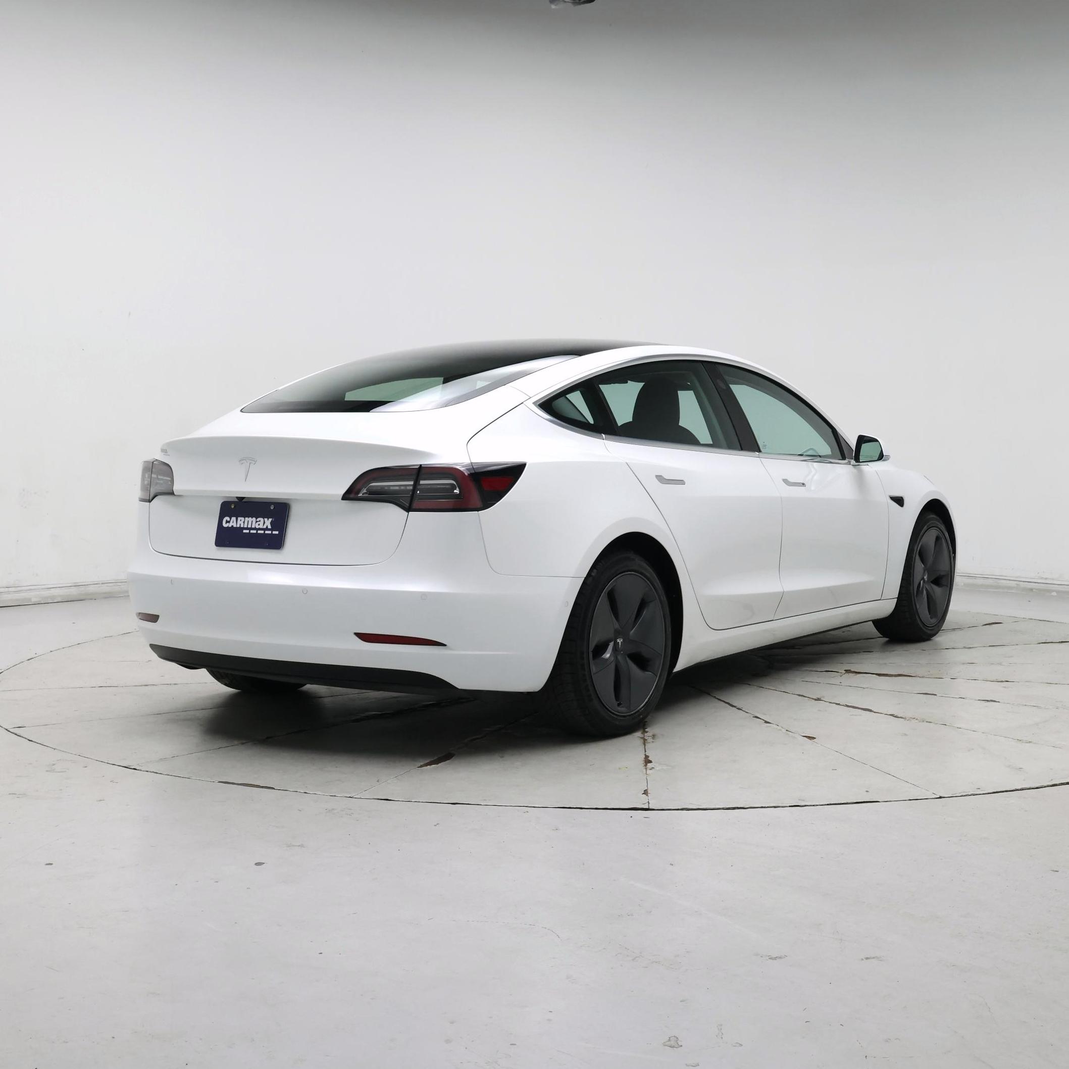 Thumbnail: 2020 Tesla Model 3 - 8