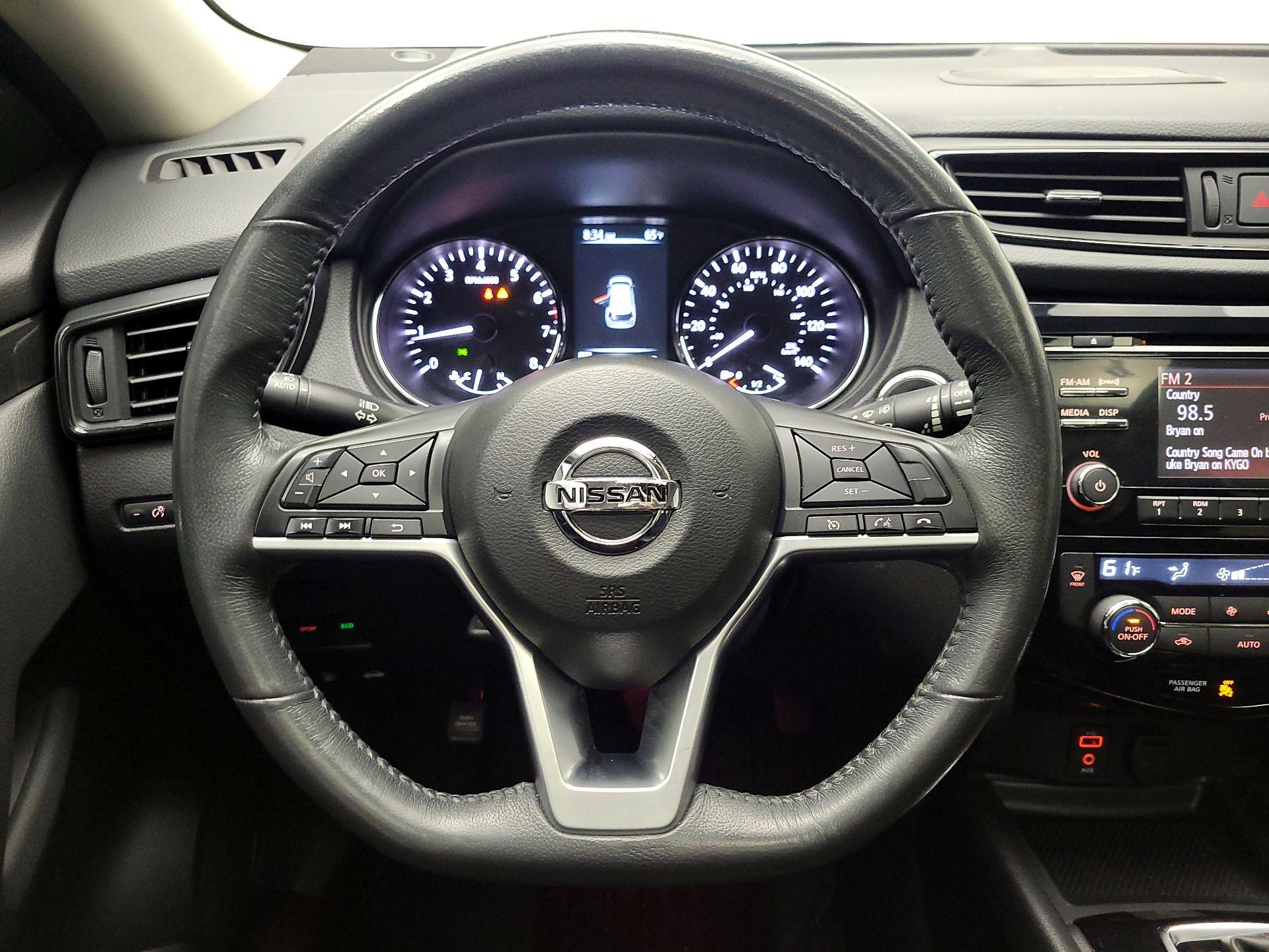 Thumbnail: 2017 Nissan Rogue - 10