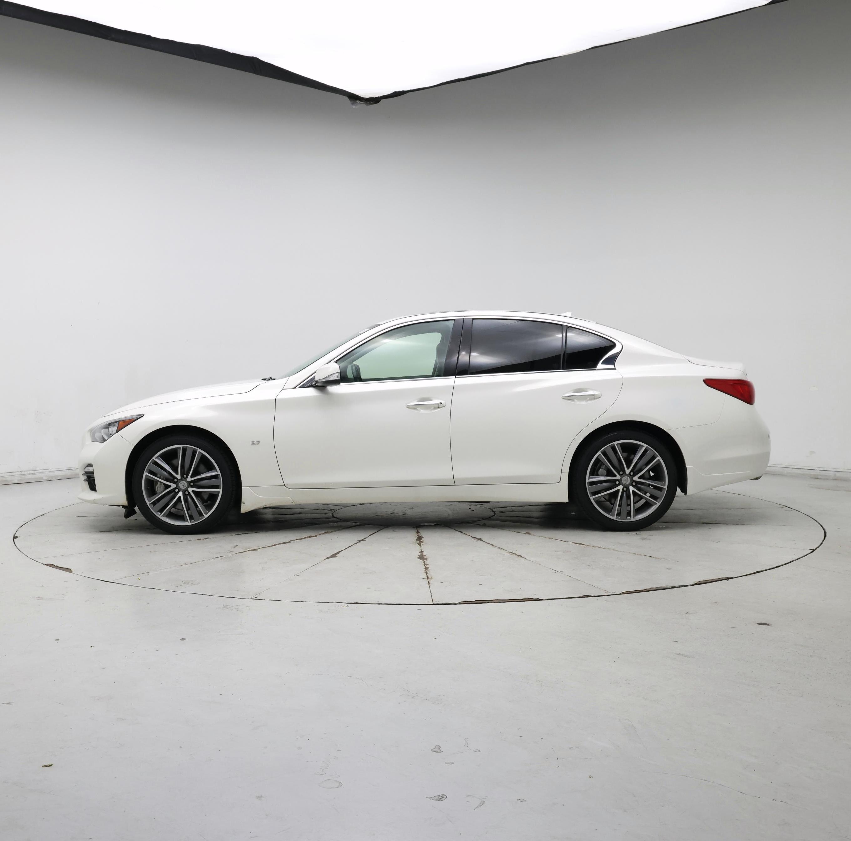 Thumbnail: 2015 INFINITI Q50 - 3